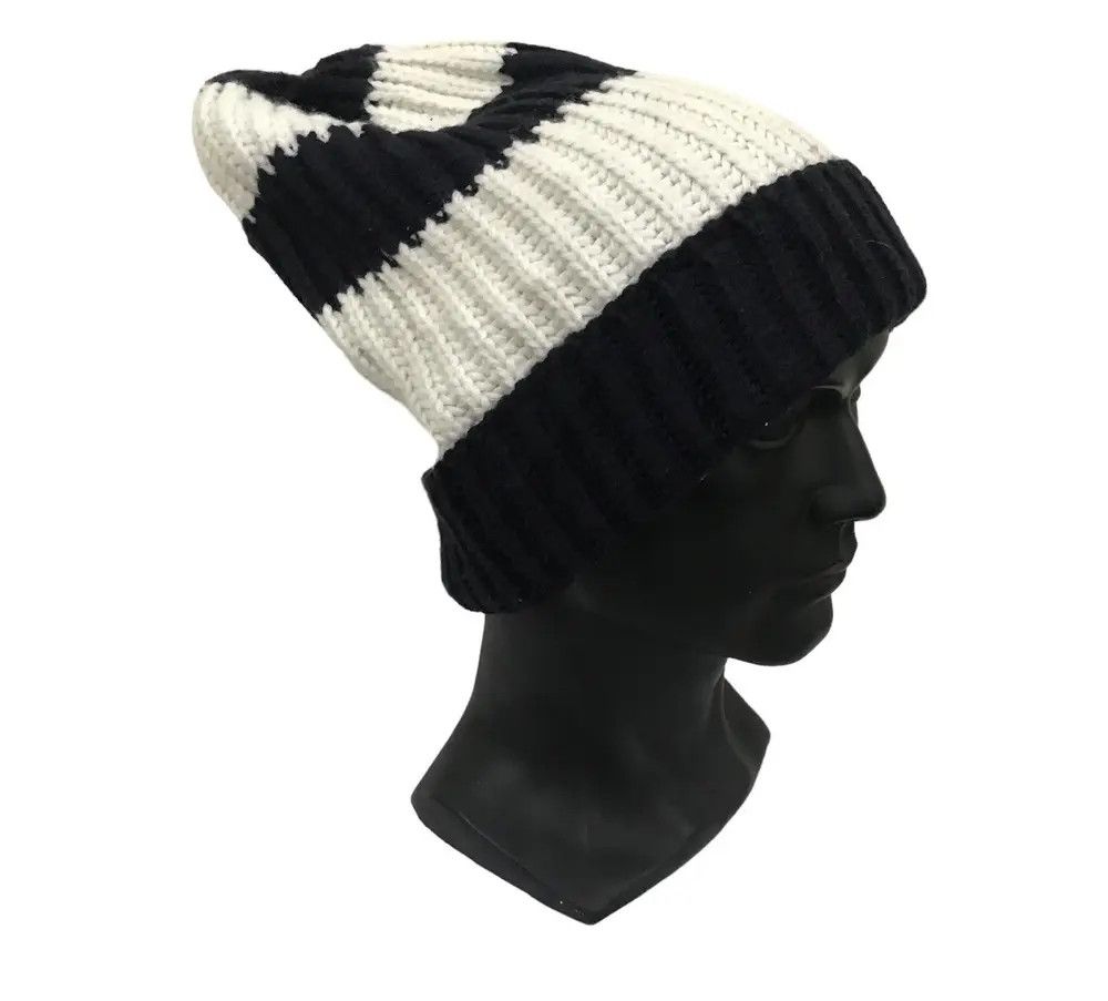 Japanese Brand × Uniqlo Uniqlo Stripe Jail Beanie Hat Size ONE SIZE - 1 Thumbnail