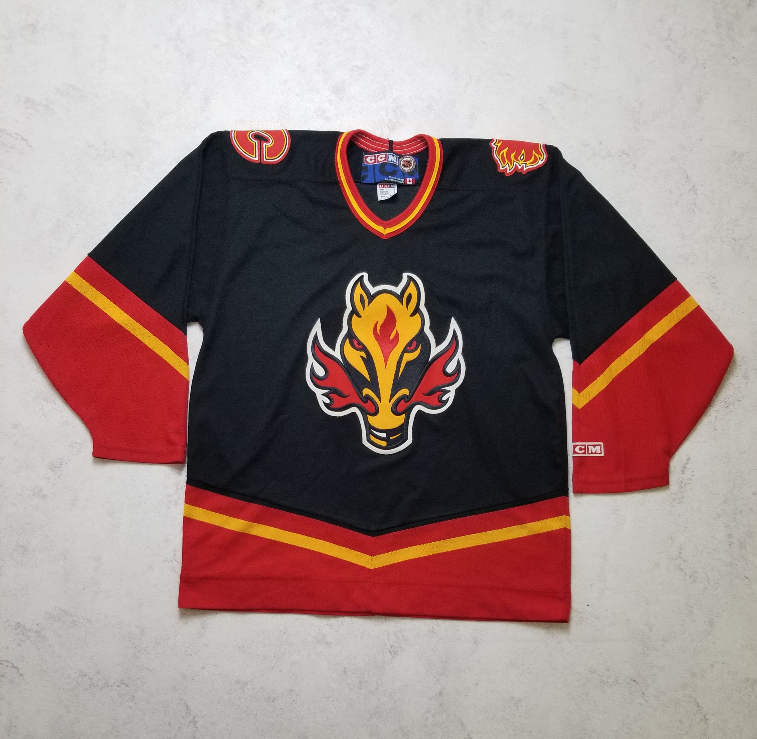 Ccm Vintage CCM Calgary Flames Blasty Horse Head Jersey Size US L / EU 52-54 / 3 - 1 Thumbnail