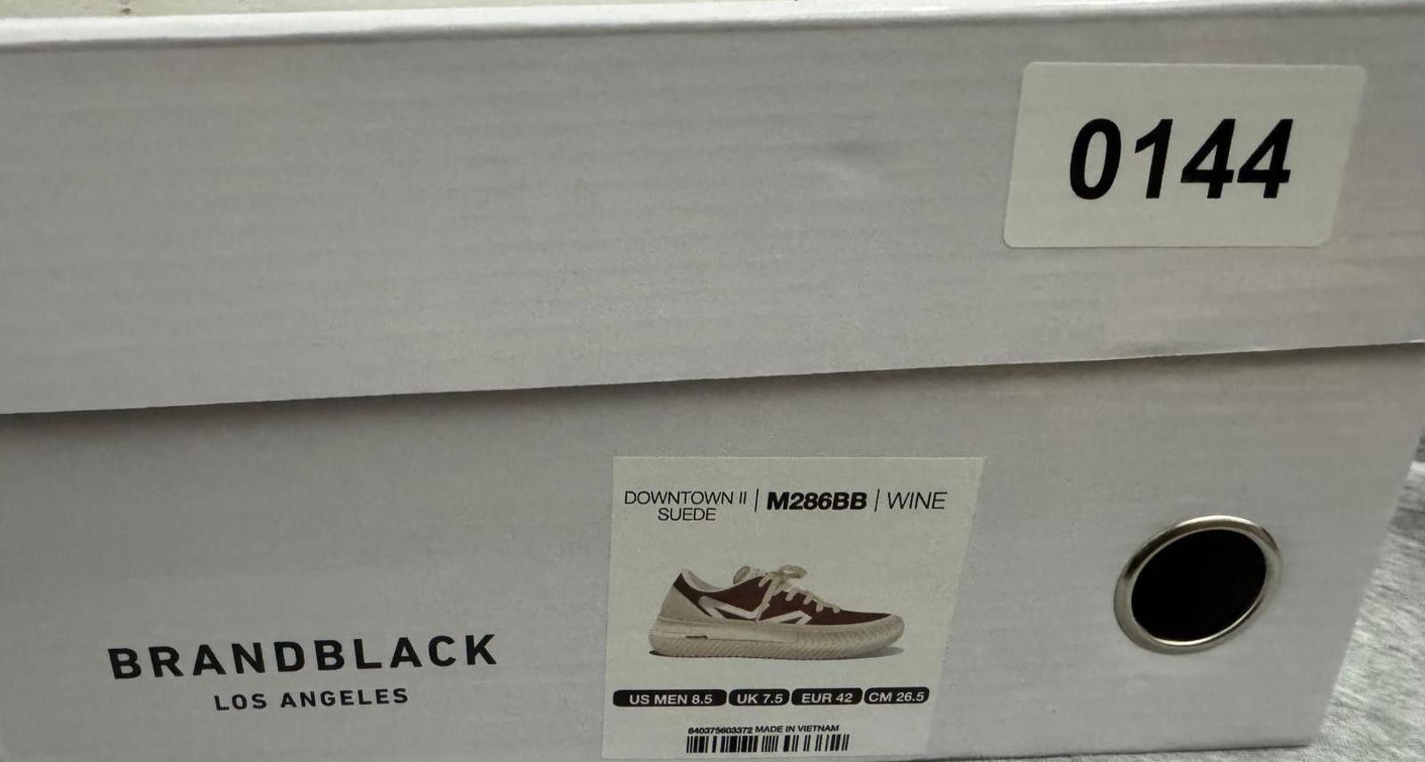 Brandblack Brandblack Downtown II Maroon and Cream Low-Top Sneakers Size US 8.5 / EU 41-42 - 6 Thumbnail