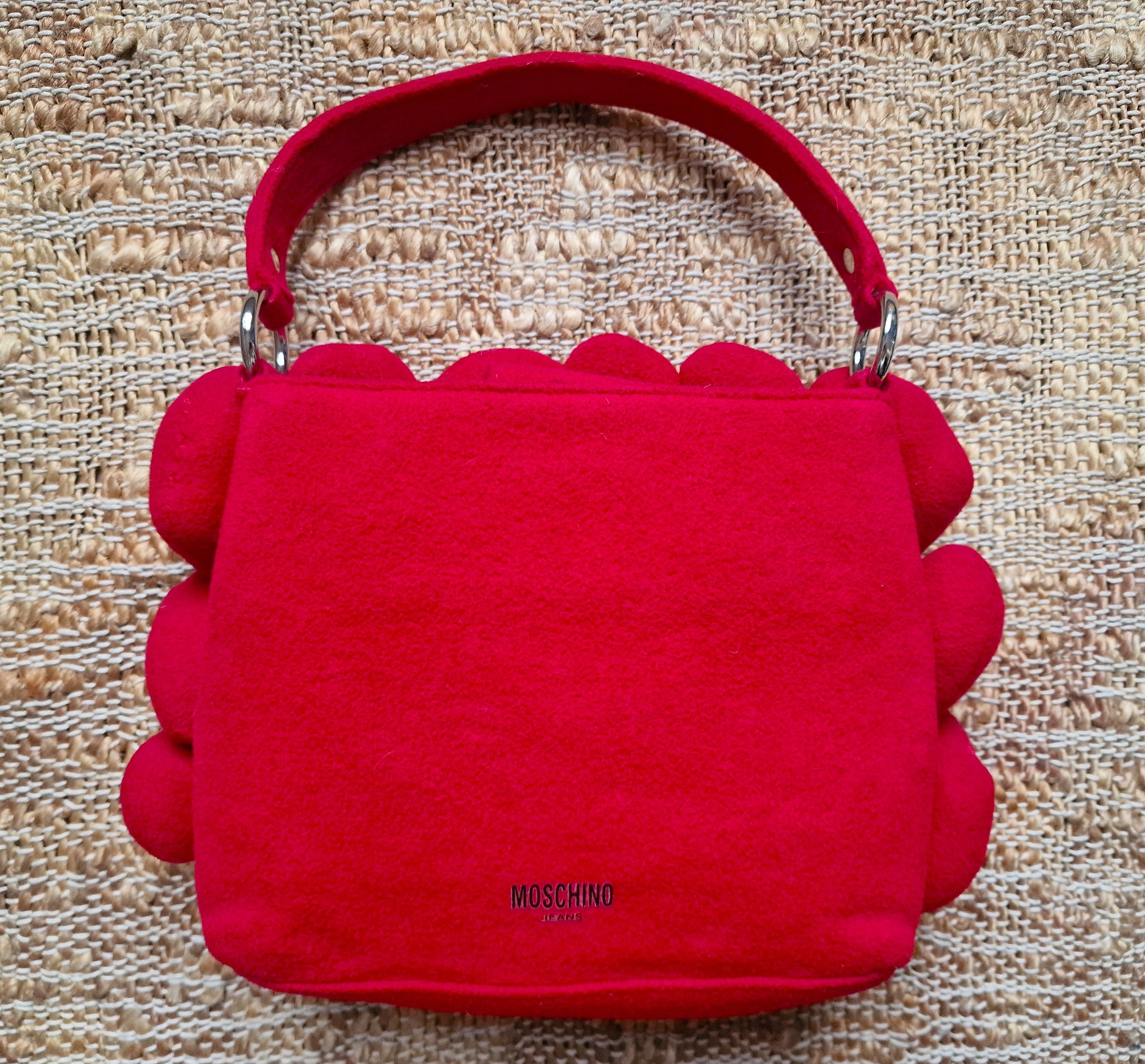 Moschino Iconic MOSCHINO Heart Red Plush Toy Hand Shoulder Bag Size ONE SIZE - 5 Thumbnail