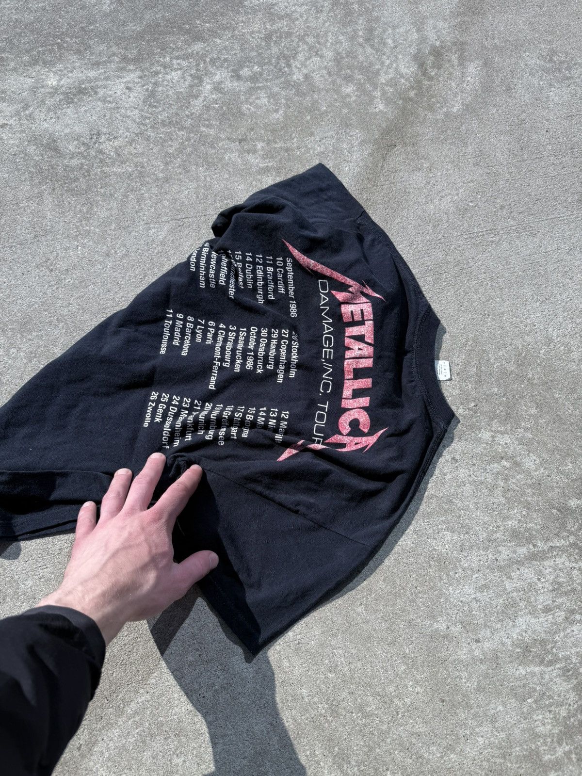 Band Tees × Vintage Vintage Metallica Y2K avantgarde streetwear rock T-shirt Size US M / EU 48-50 / 2 - 2 Thumbnail
