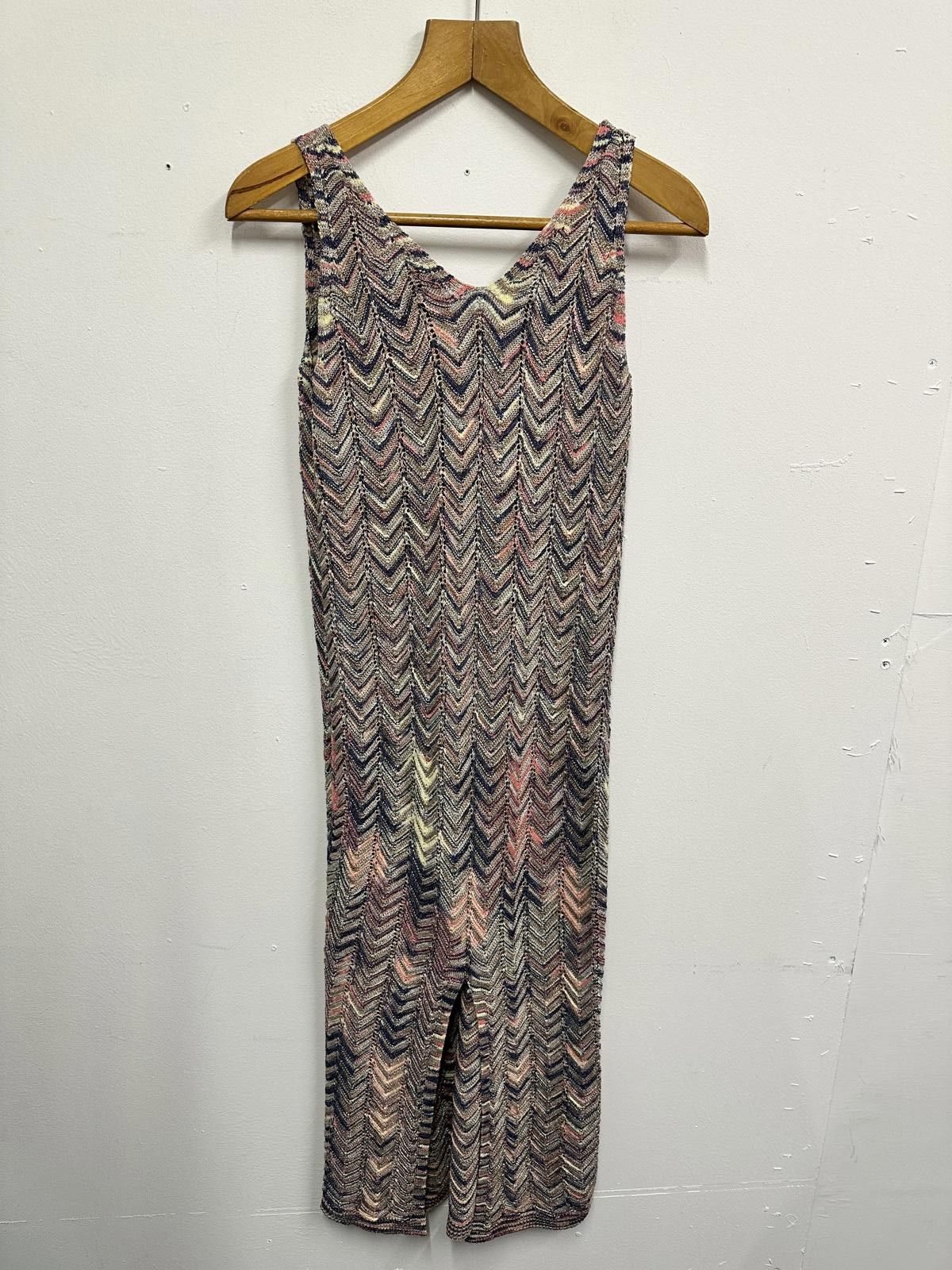 Primark Rita Ora Primark Sleeveless Chevron Pattern Maxi Dress Size S / US 4 / IT 40 - 2 Thumbnail