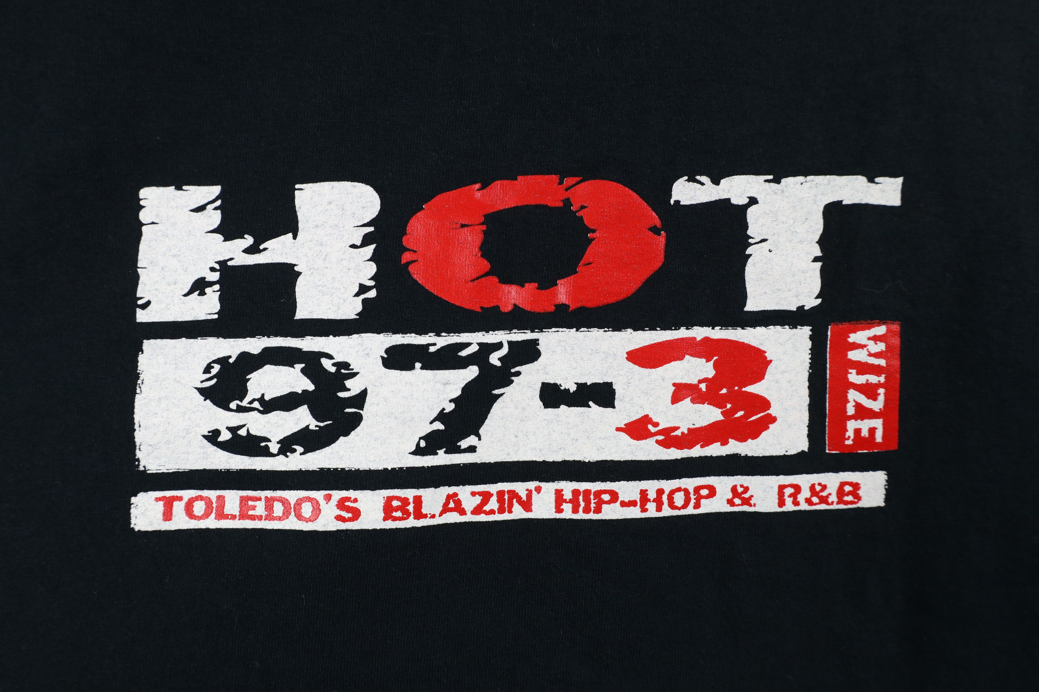 Vintage Vintage Toledo Blazin Hip Hop Hot 97.3 Radio T-Shirt Black Size US XL / EU 56 / 4 - 4 Thumbnail
