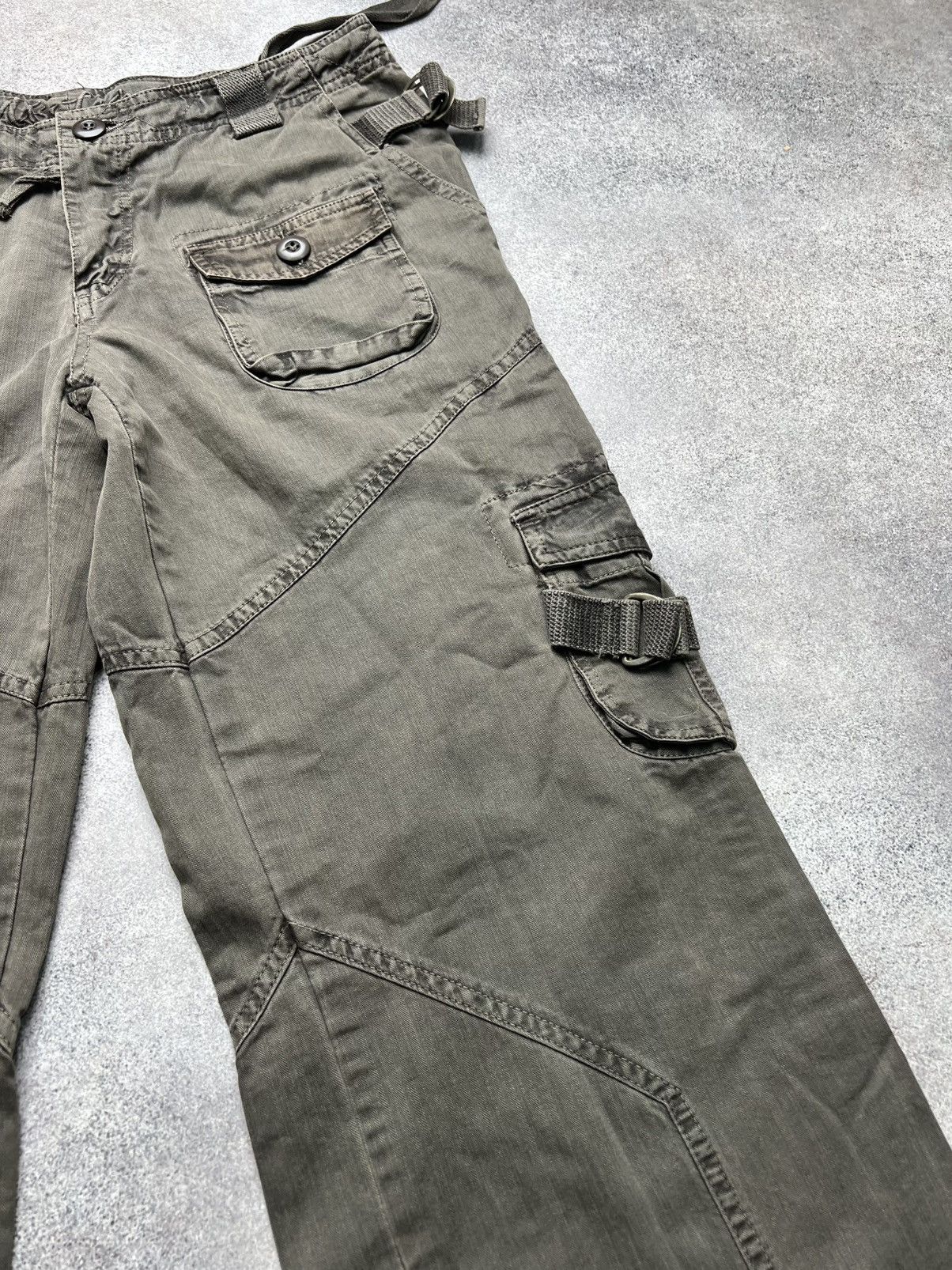 GOA Vintage japanese cargo faded flare pants Size US 32 / EU 48 - 4 Thumbnail