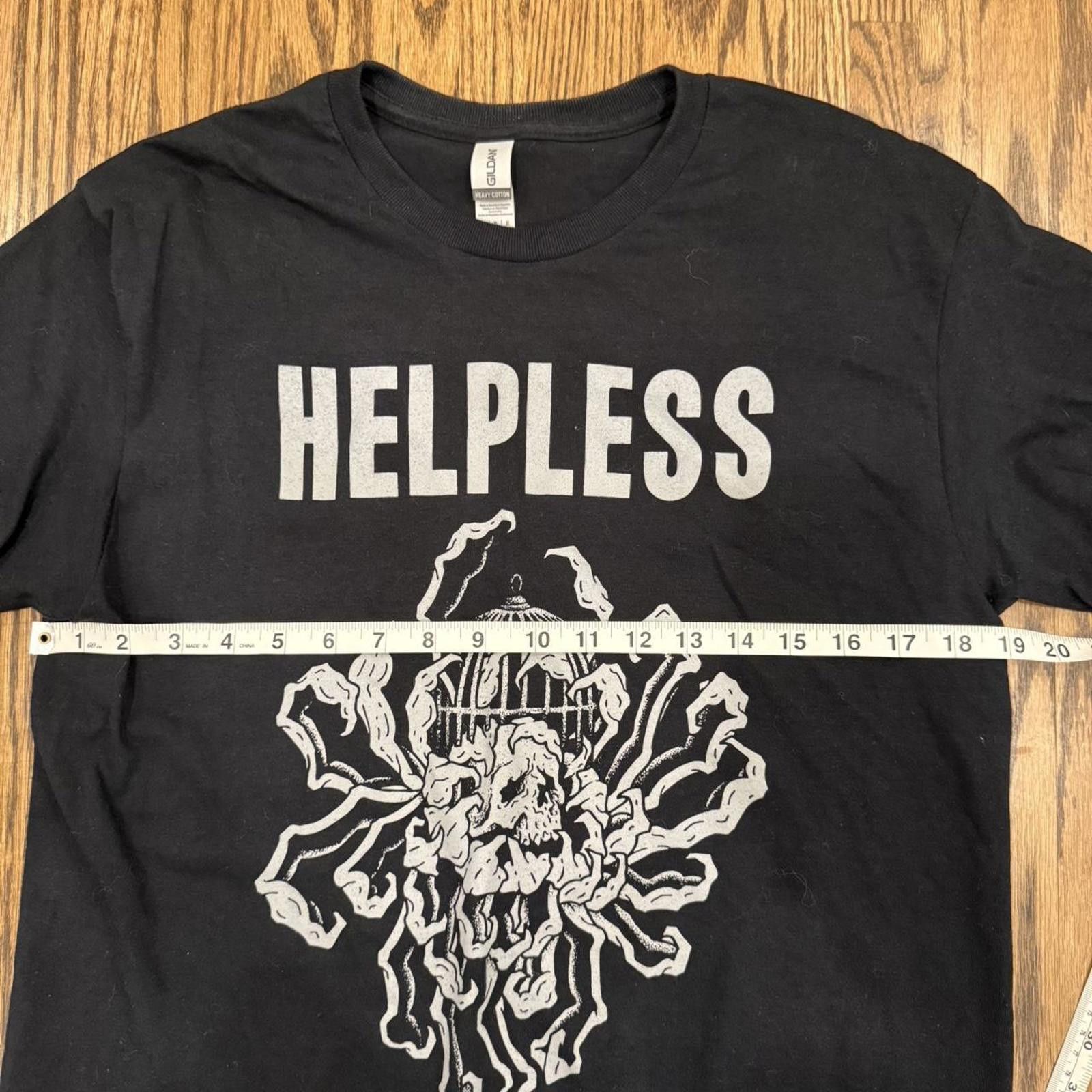 Gildan Helpless - Chrysanthemum Skull Shirt - M Size US M / EU 48-50 / 2 - 3 Thumbnail