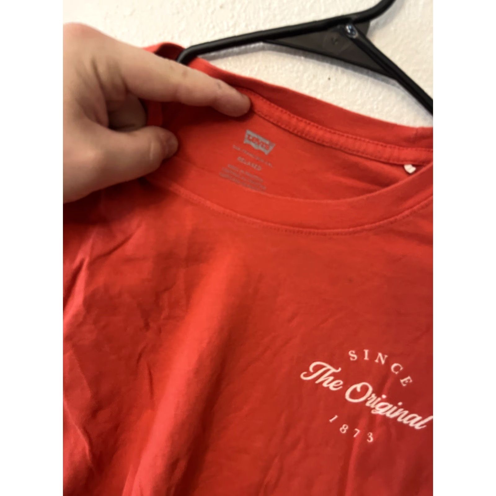 Logo 7 VINTAGE Levi’s T-Shirt Mens Short Sleeve XS Red Logo Relaxed Fit Retro Theme Mens Size US XS / EU 42 / 0 - 3 Thumbnail