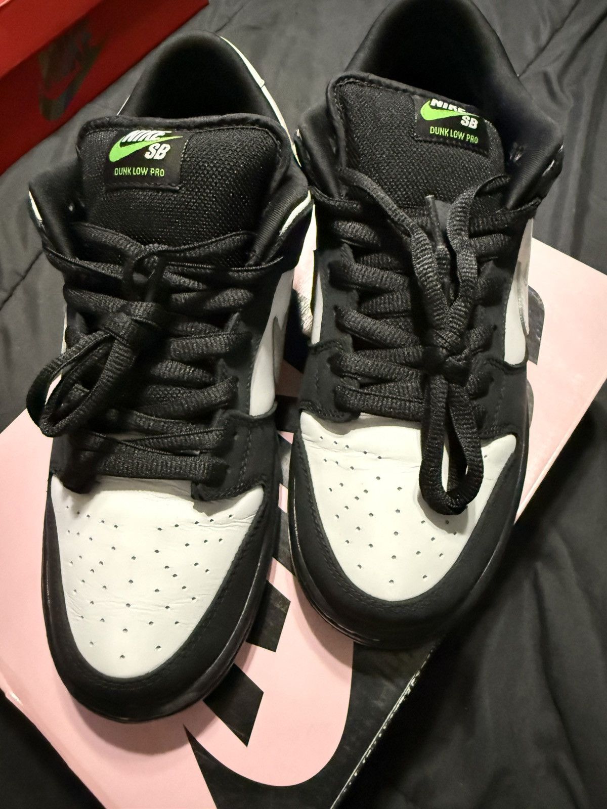 Nike Nike SB Dunk Low Pro x Jeff Staple Panda Pigeon Size US 10 / EU 43 - 7 Thumbnail