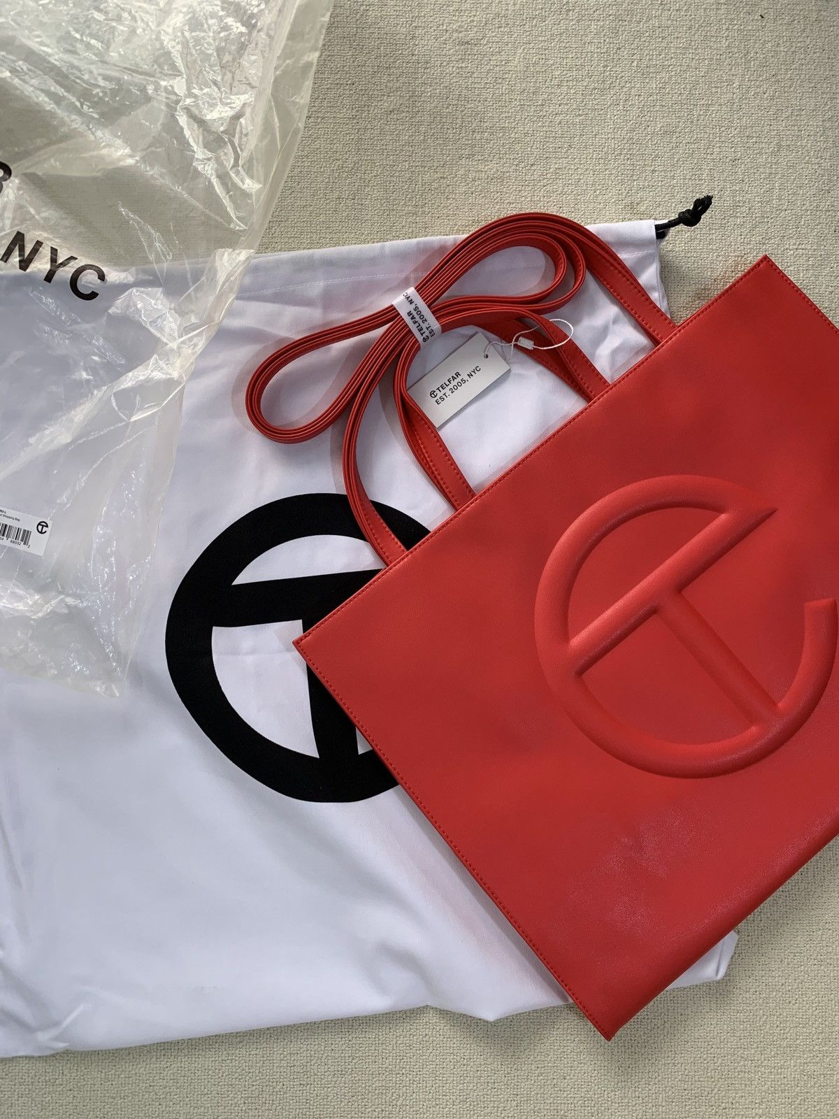 Telfar Telfar Large Red Shopping Bag Size ONE SIZE - 1 Thumbnail