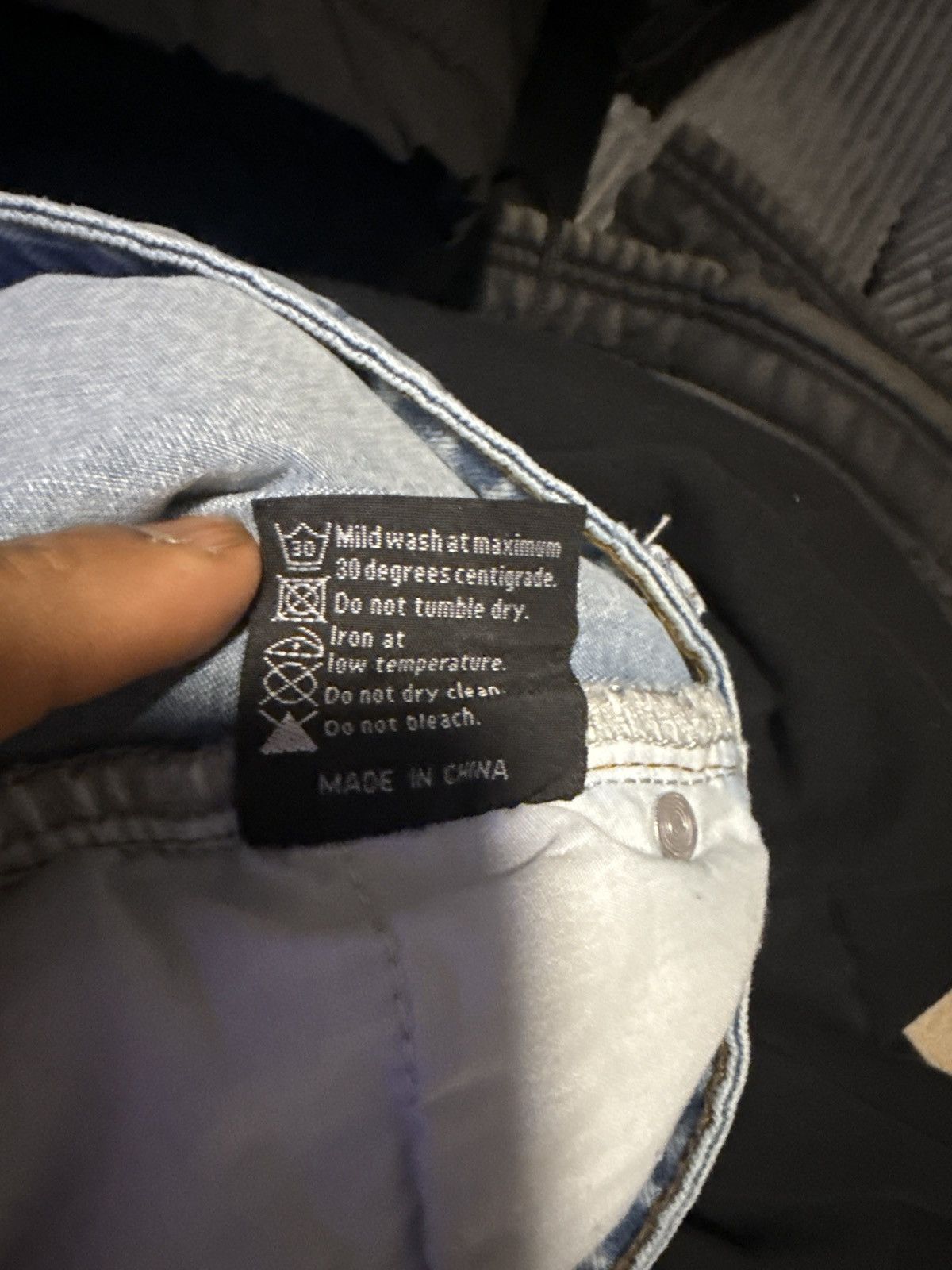 Vale (RARE) VALE DISTRESSED DENIM Size US 34 / EU 50 - 5 Thumbnail