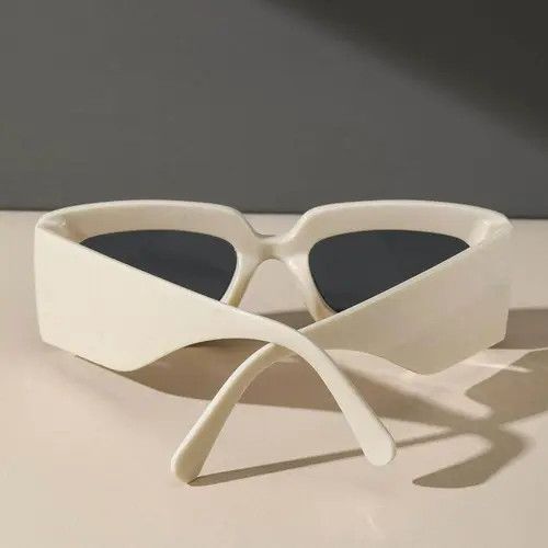 VIBE Vintage Square Sunglasses 2024 Size ONE SIZE - 3 Thumbnail