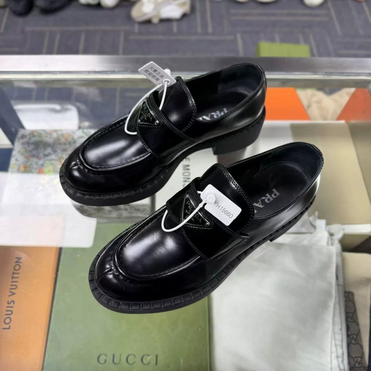 Prada Prada Triangular Logo Loafers Size US 5 / IT 35 - 1 Thumbnail
