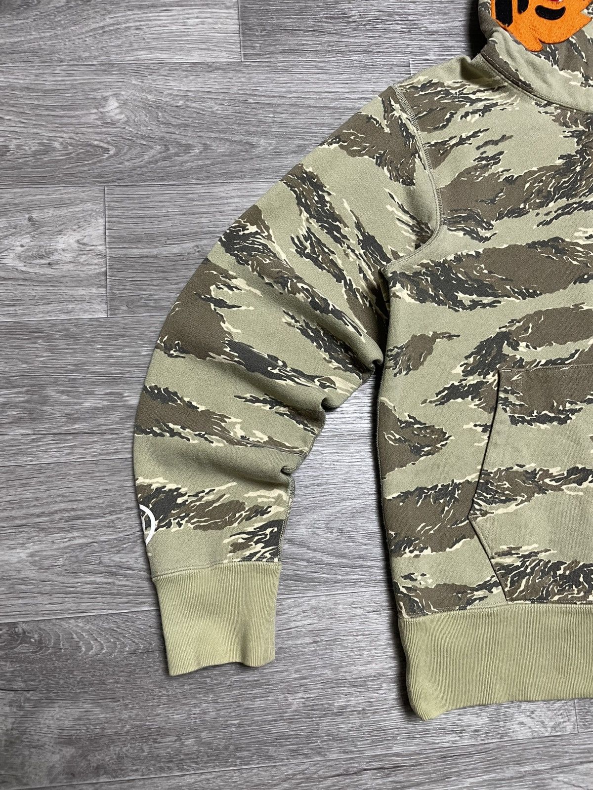Bape BAPE Tiger Full Zip Hoodie Desert Camo A Bathing Ape Size S Size US S / EU 44-46 / 1 - 4 Thumbnail