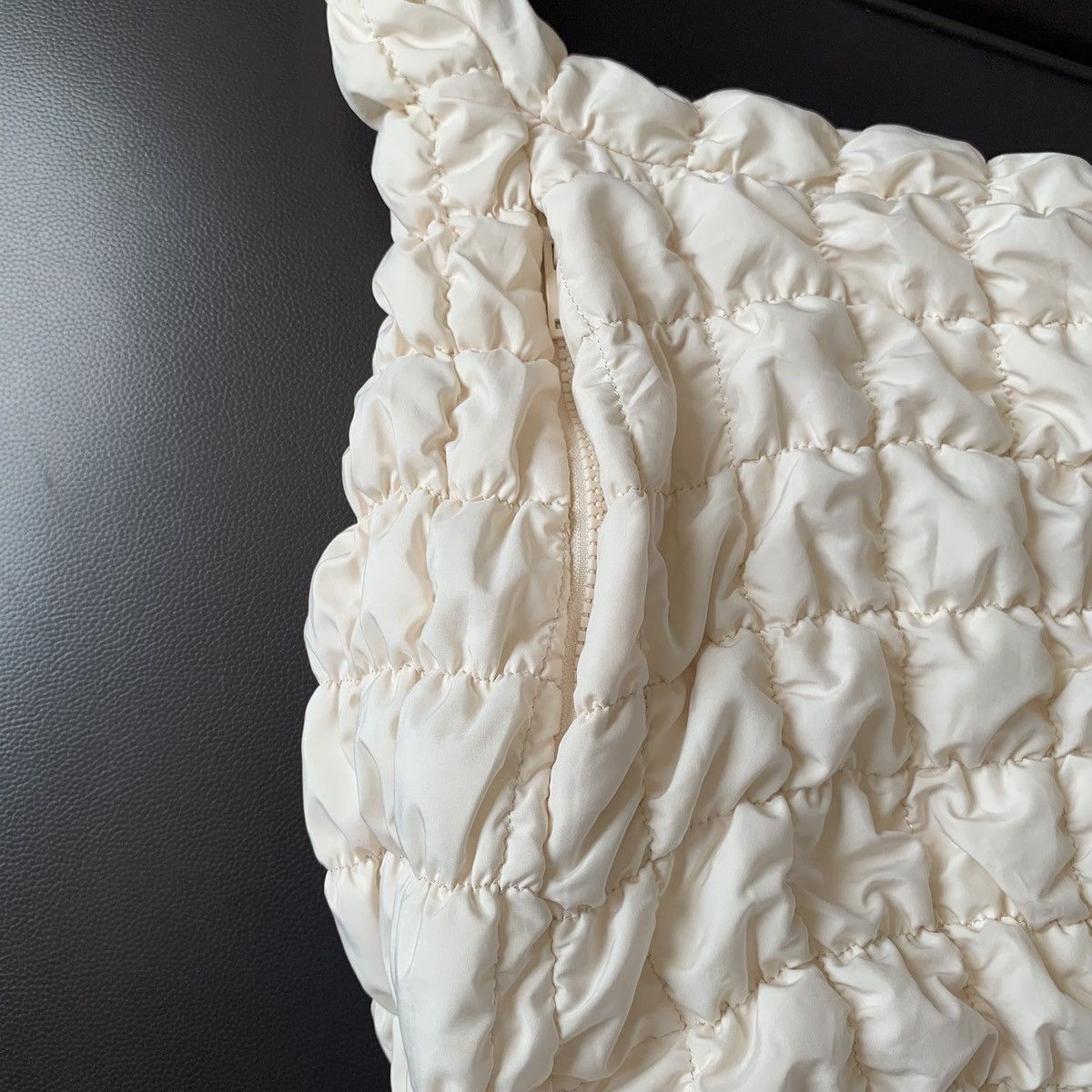 Cos COS Oversized Quilted Bag Size ONE SIZE - 5 Thumbnail