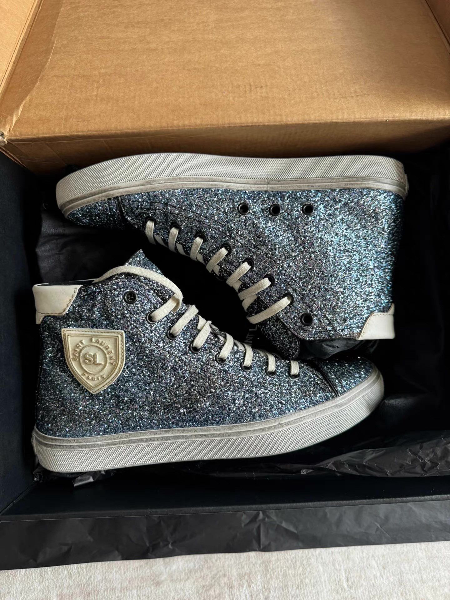 Saint Laurent Paris Saint Laurent Glitter Skate Sneakers Ｑ23 Size US 7 / EU 40 - 6 Thumbnail