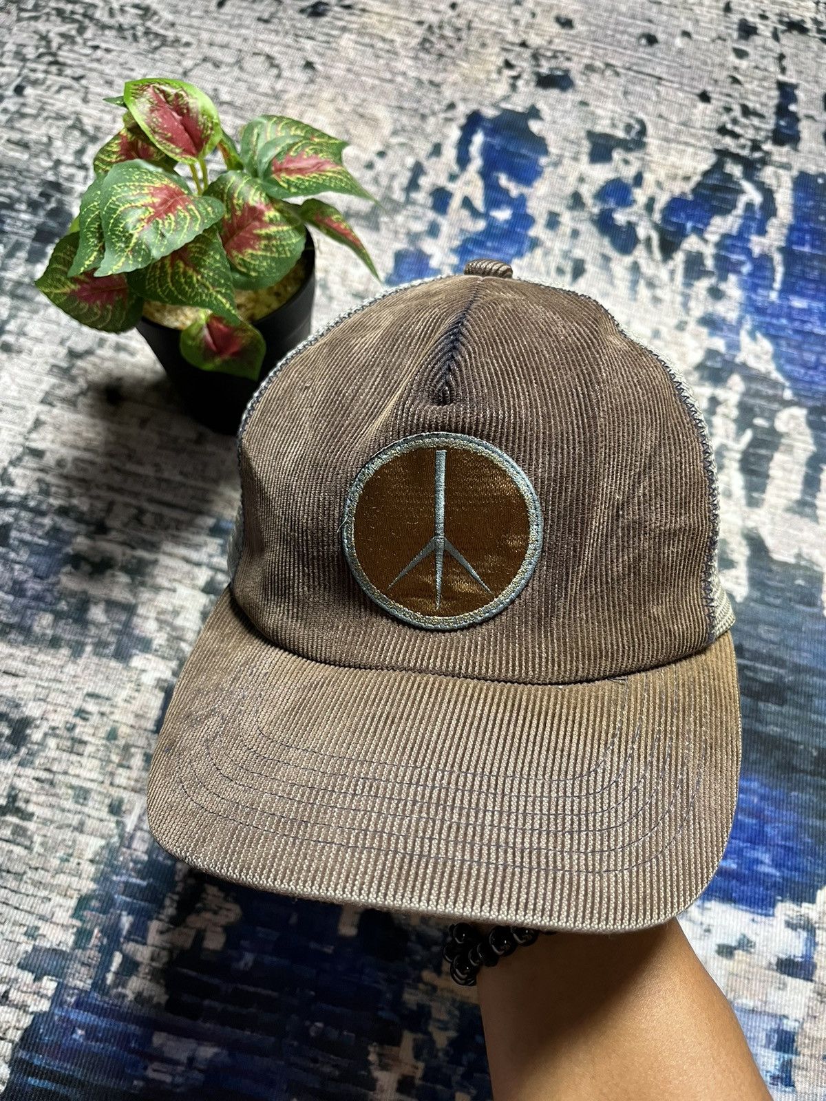 Japanese Brand × Vintage RARE Vintage Surf "Peace" Logo Courdroy Cap Japan Size ONE SIZE - 1 Thumbnail