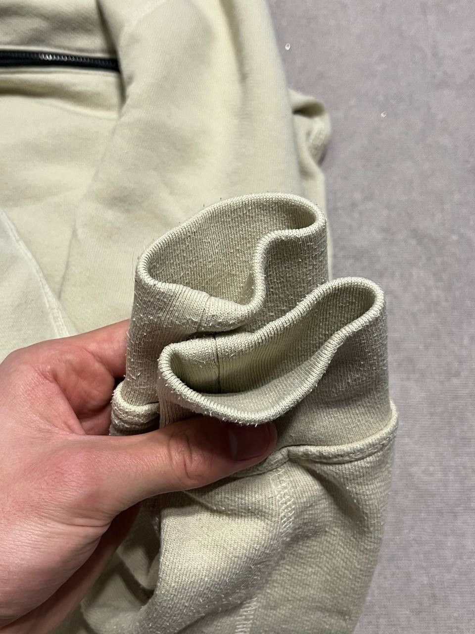 John Elliott John Elliott Beige Zip Pocket Women`s Hoodie Size 1 Size XS / US 0-2 / IT 36-38 - 8 Thumbnail