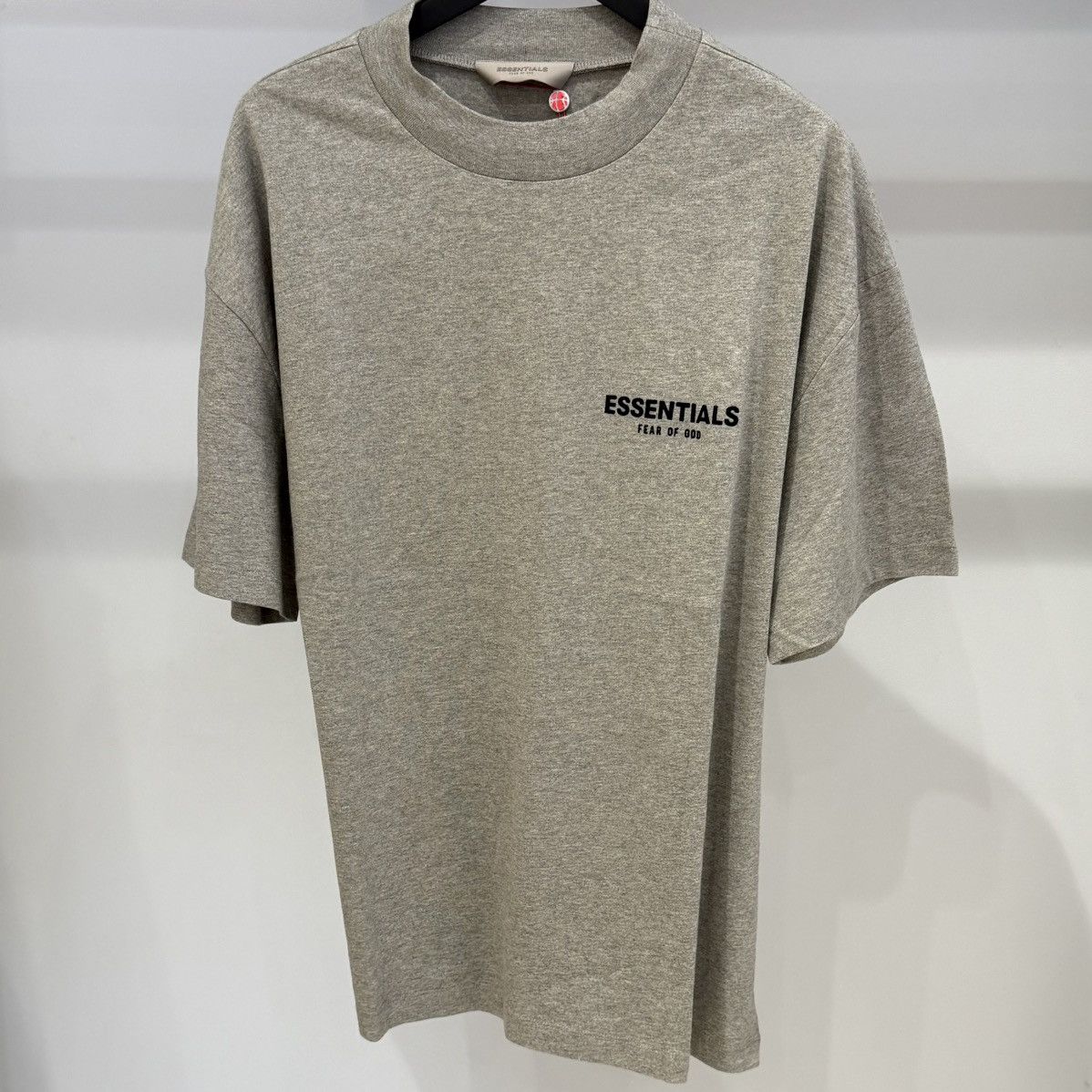 Fear of God Fear of God Essentials T-shirt SS22 Dark Oatmeal Size US L / EU 52-54 / 3 - 1 Thumbnail