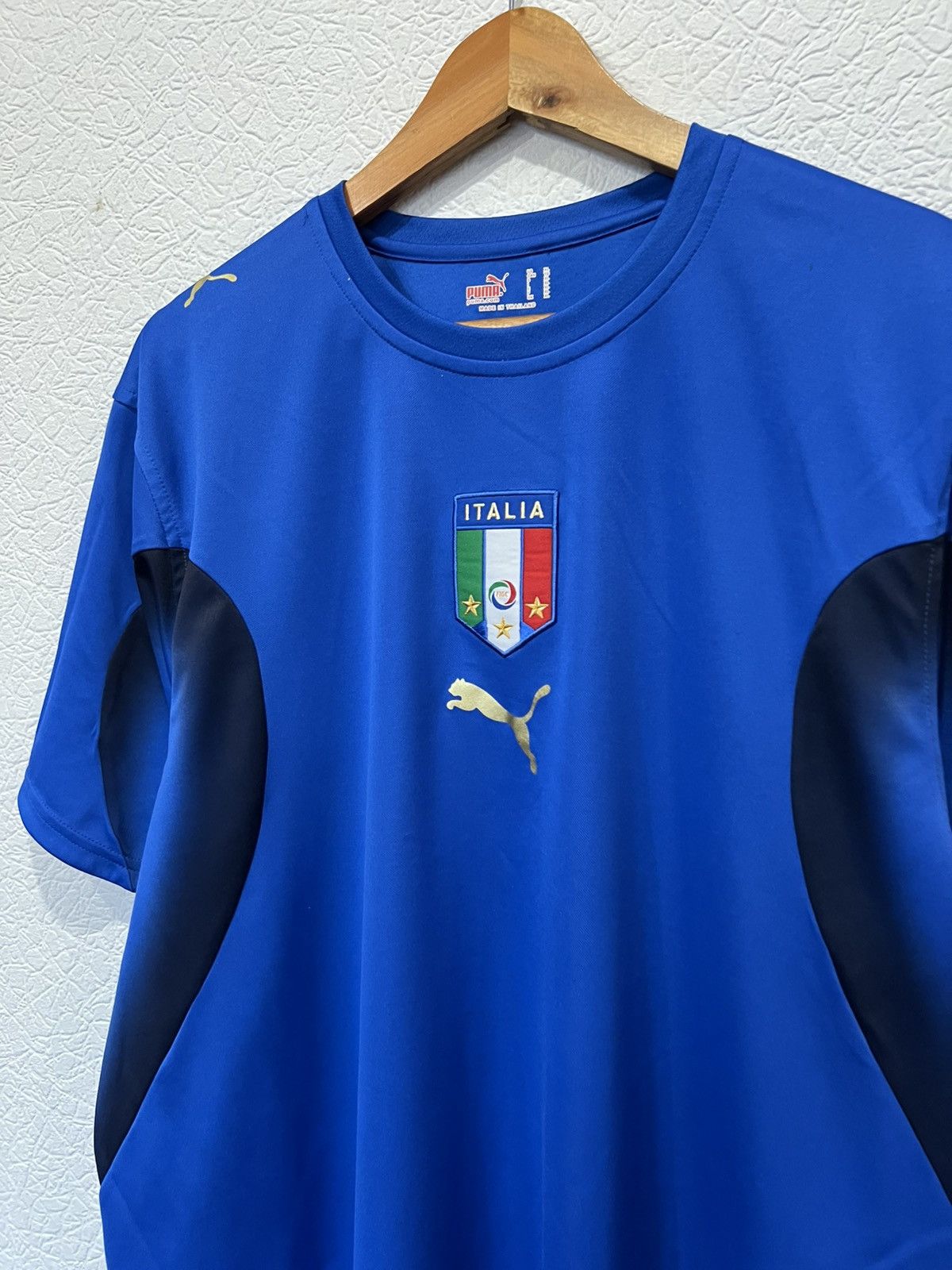 Puma Puma Italy 2006 Home Kit Soccer Jersey Football Shirt Mens Size US XL / EU 56 / 4 - 2 Thumbnail
