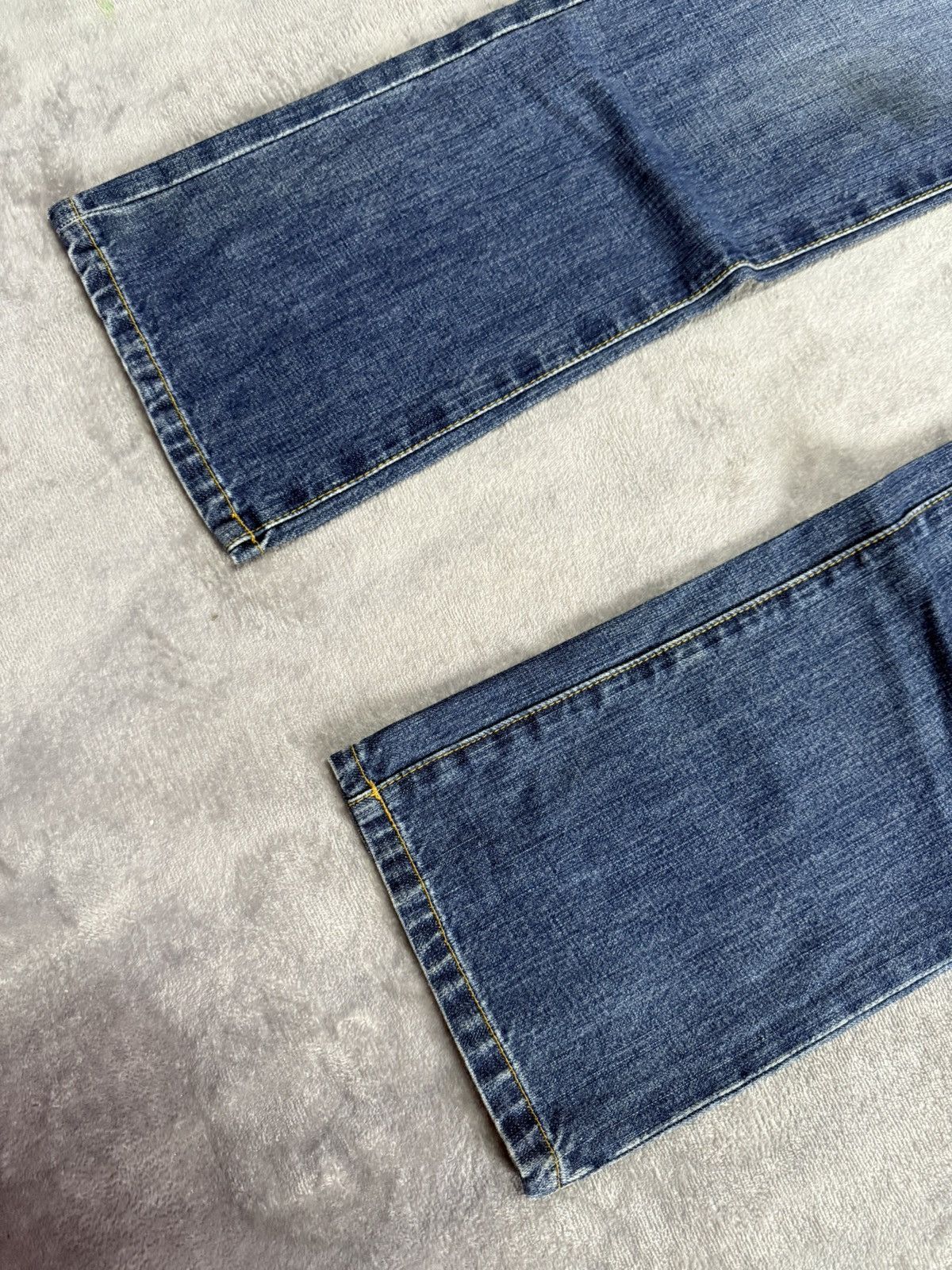 Edwin × Le Grande Bleu (L.G.B.) Gerenimo Japan Feathers Native Embroidered Distressed Jeans Size US 32 / EU 48 - 13 Thumbnail