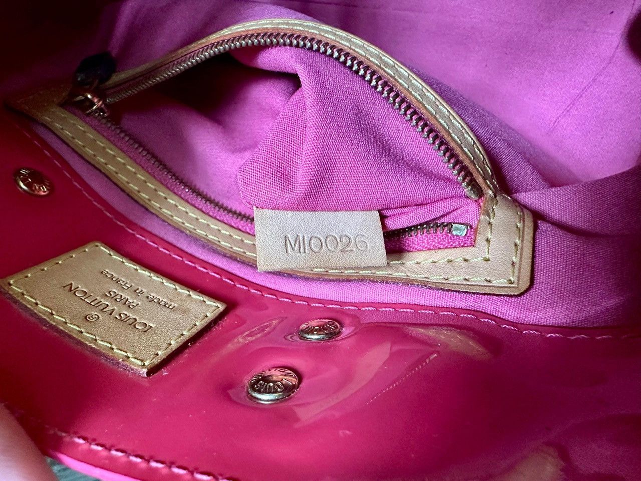 Louis Vuitton Authentic Louis Vuitton Vernis Leather Reade PM Tote Bag Size ONE SIZE - 7 Thumbnail