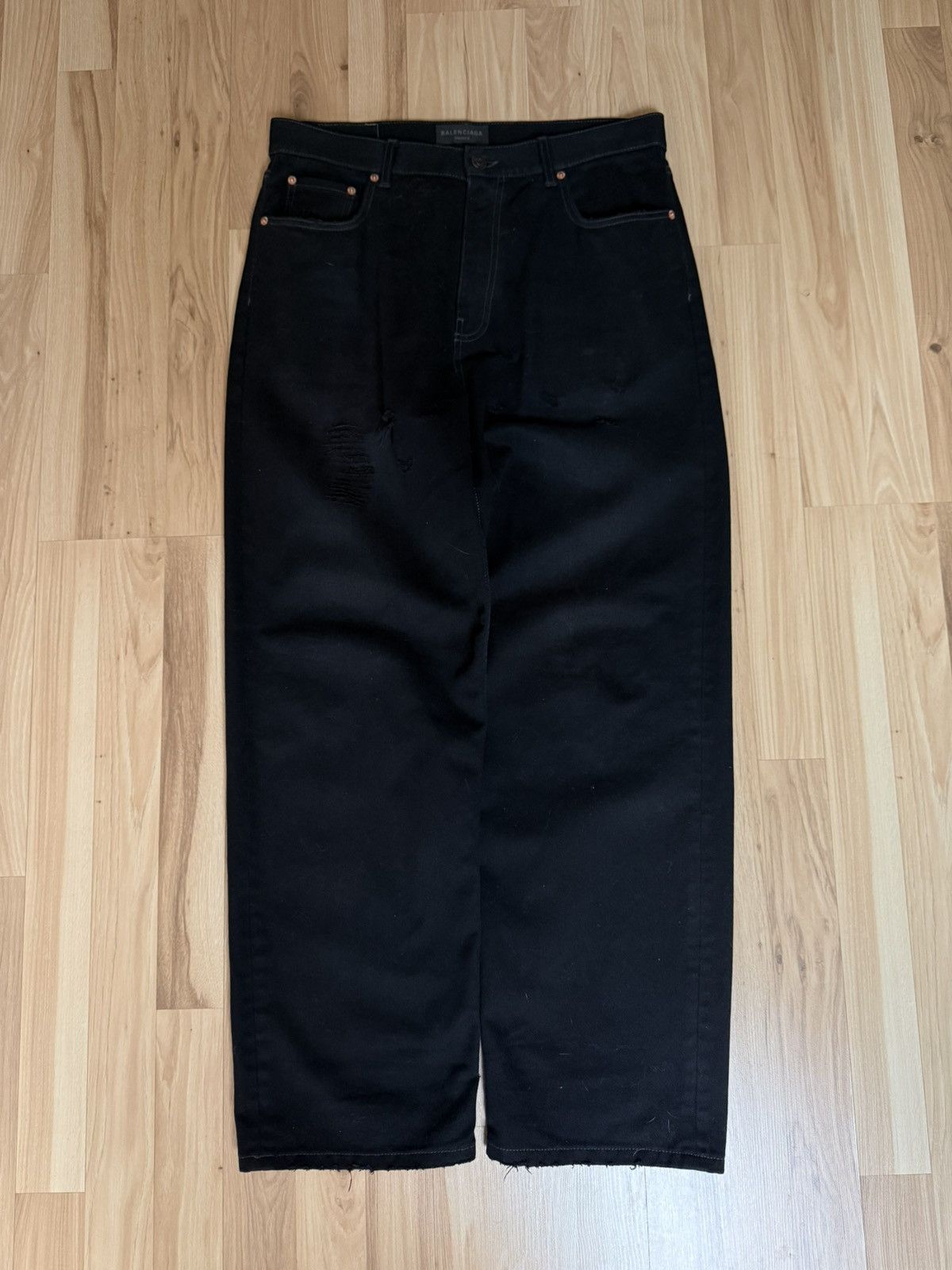 Balenciaga Balenciaga jeans distressed denim Size US 32 / EU 48 - 1 Thumbnail