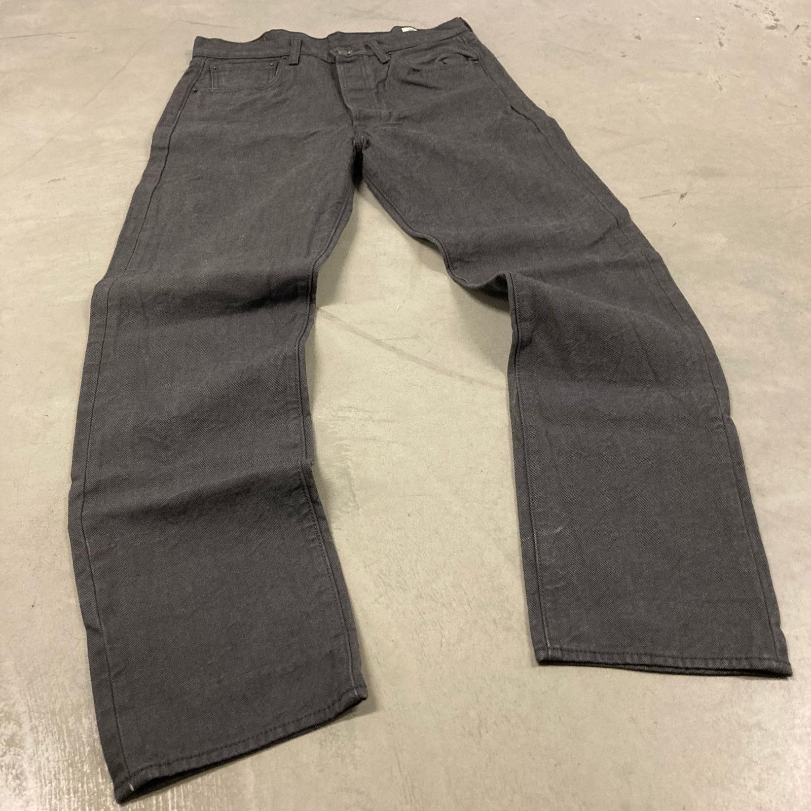 Y2K vintage Levi’s 501 western button fly Jeans 34x34