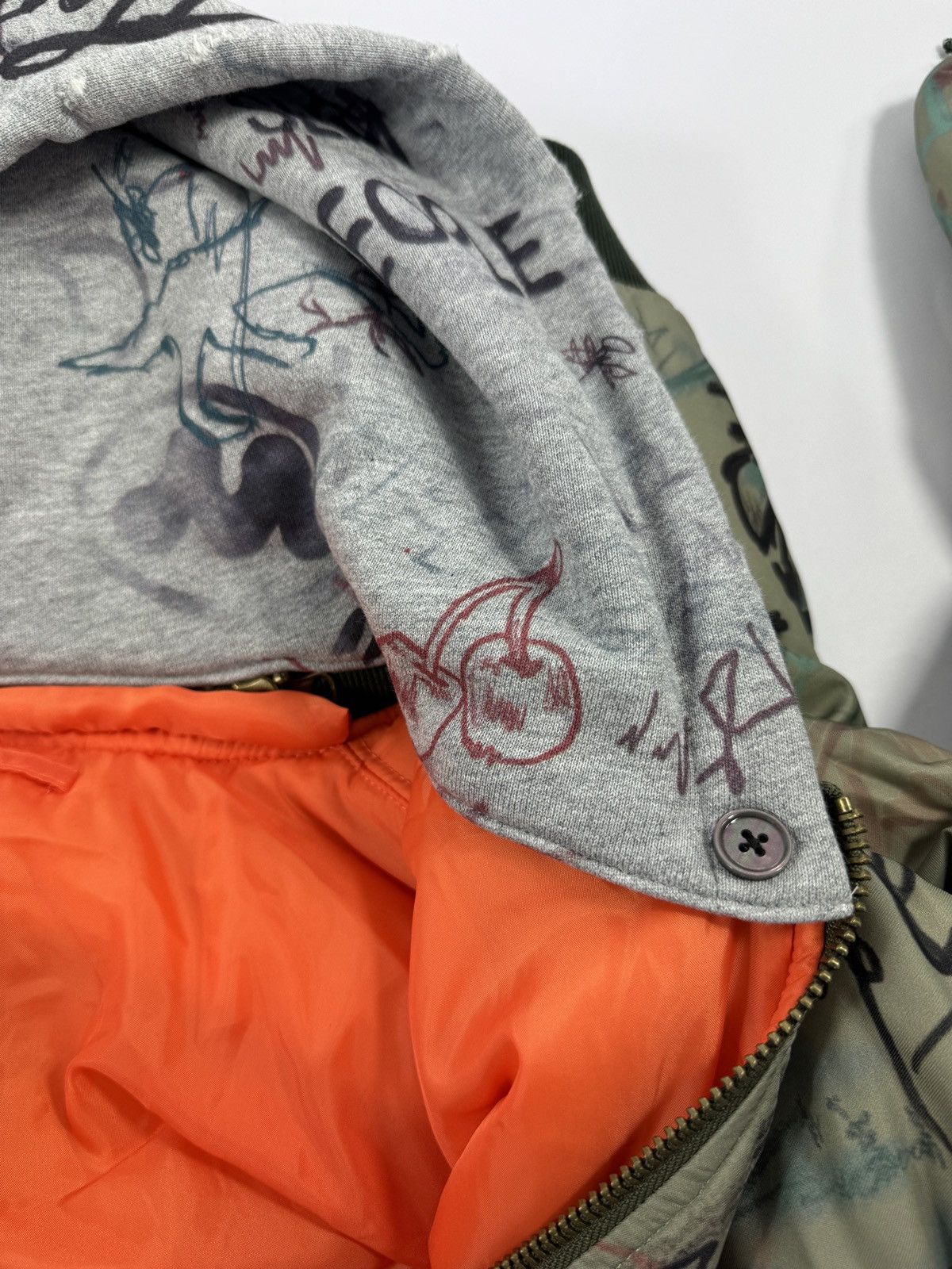 Mowalola NEW YORK GRAFFITI OVERSIZED REVERSIBLE JACKET Size US XL / EU 56 / 4 - 5 Thumbnail