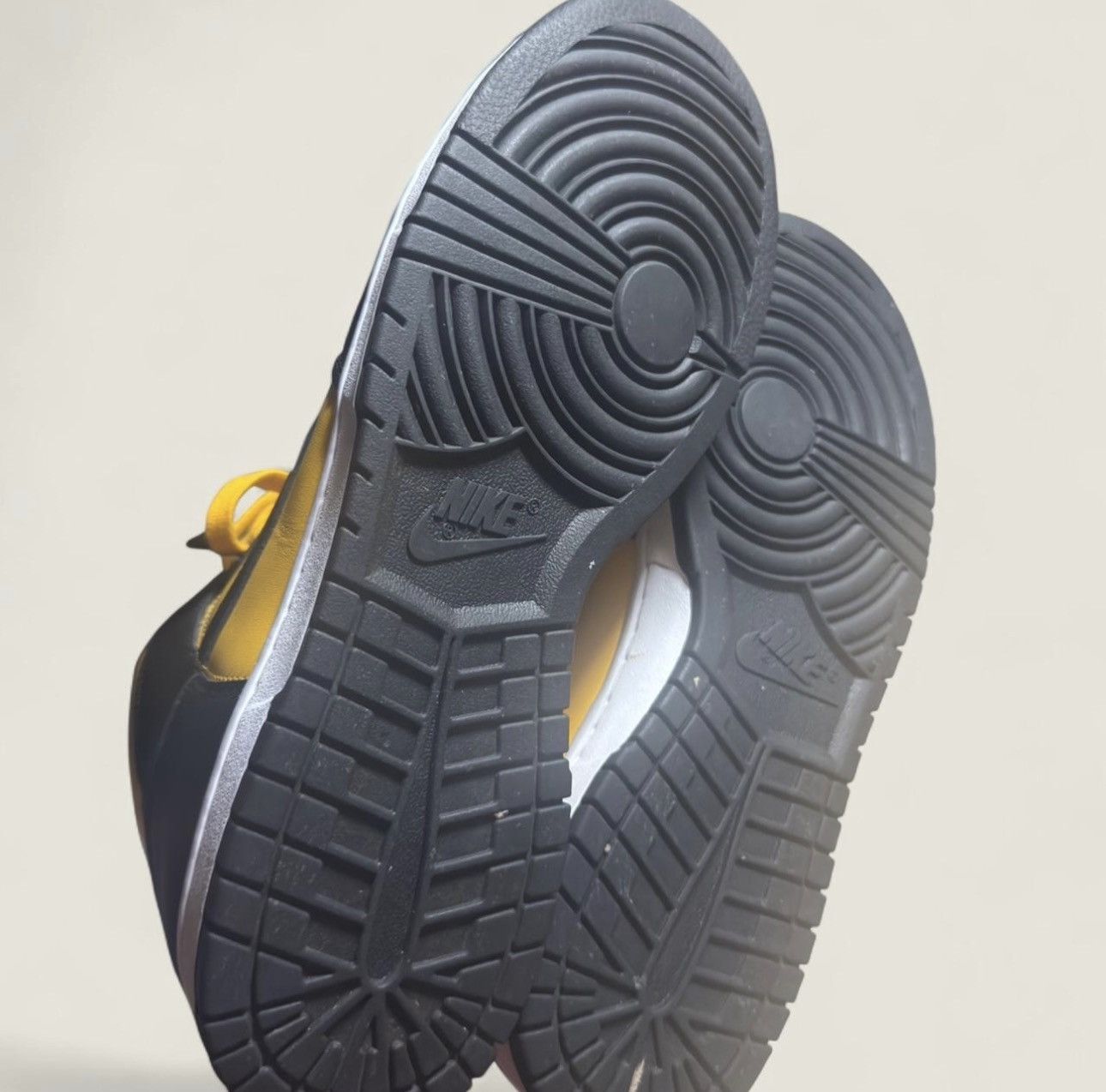 Nike “Wu-Tang colorway” Nike Dunk High Black Varsity Maize Sz. 12 Size US 12 / EU 45 - 5 Thumbnail