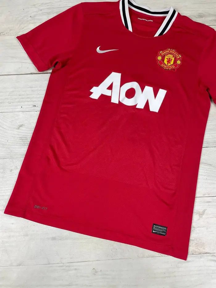 Nike Nike Manchester United 2011-2012 Home Shirt Soccer Jersey Size US M / EU 48-50 / 2 - 3 Thumbnail