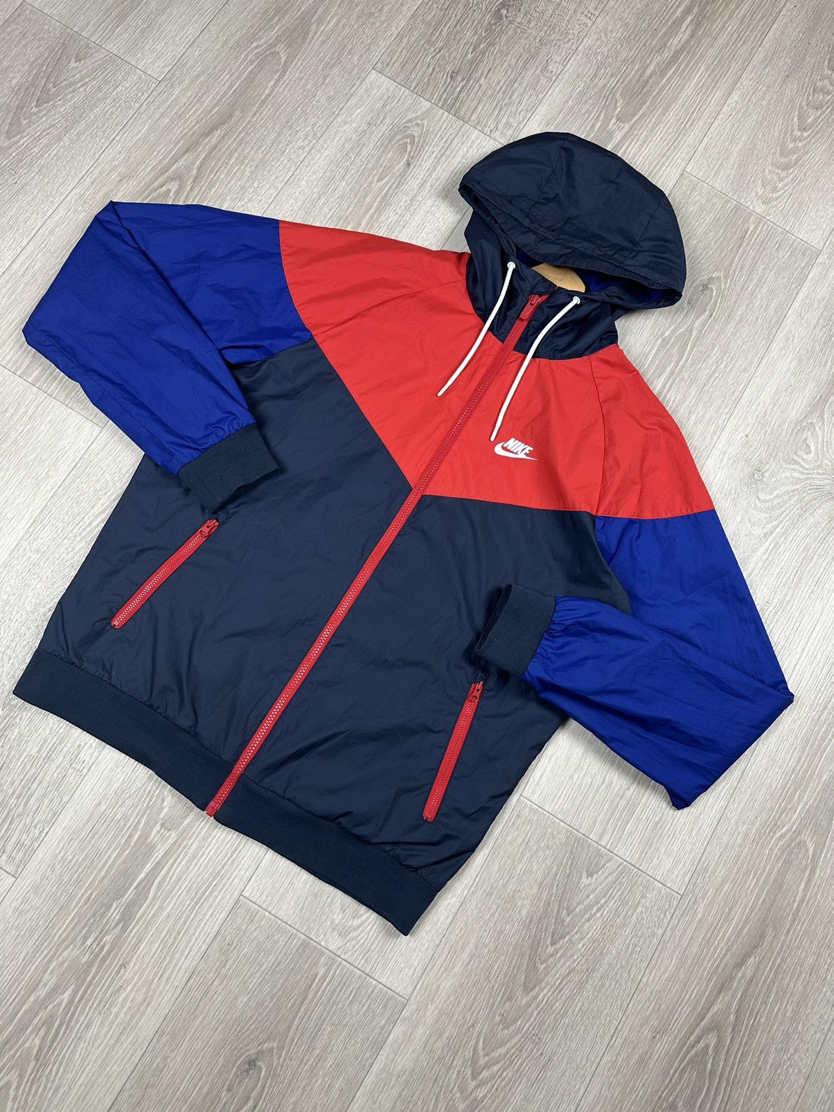 Vintage Y2K Crazy Nike Small Logo Winbreaker Jacket Size US M / EU 48-50 / 2 - 3 Thumbnail