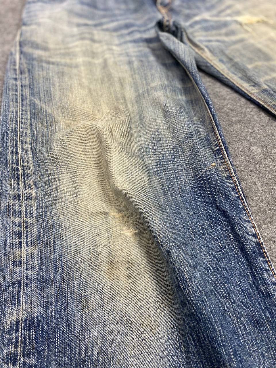 Edwin vintage edwin rebel vintage distressed denim missing button Size US 33 - 13 Thumbnail