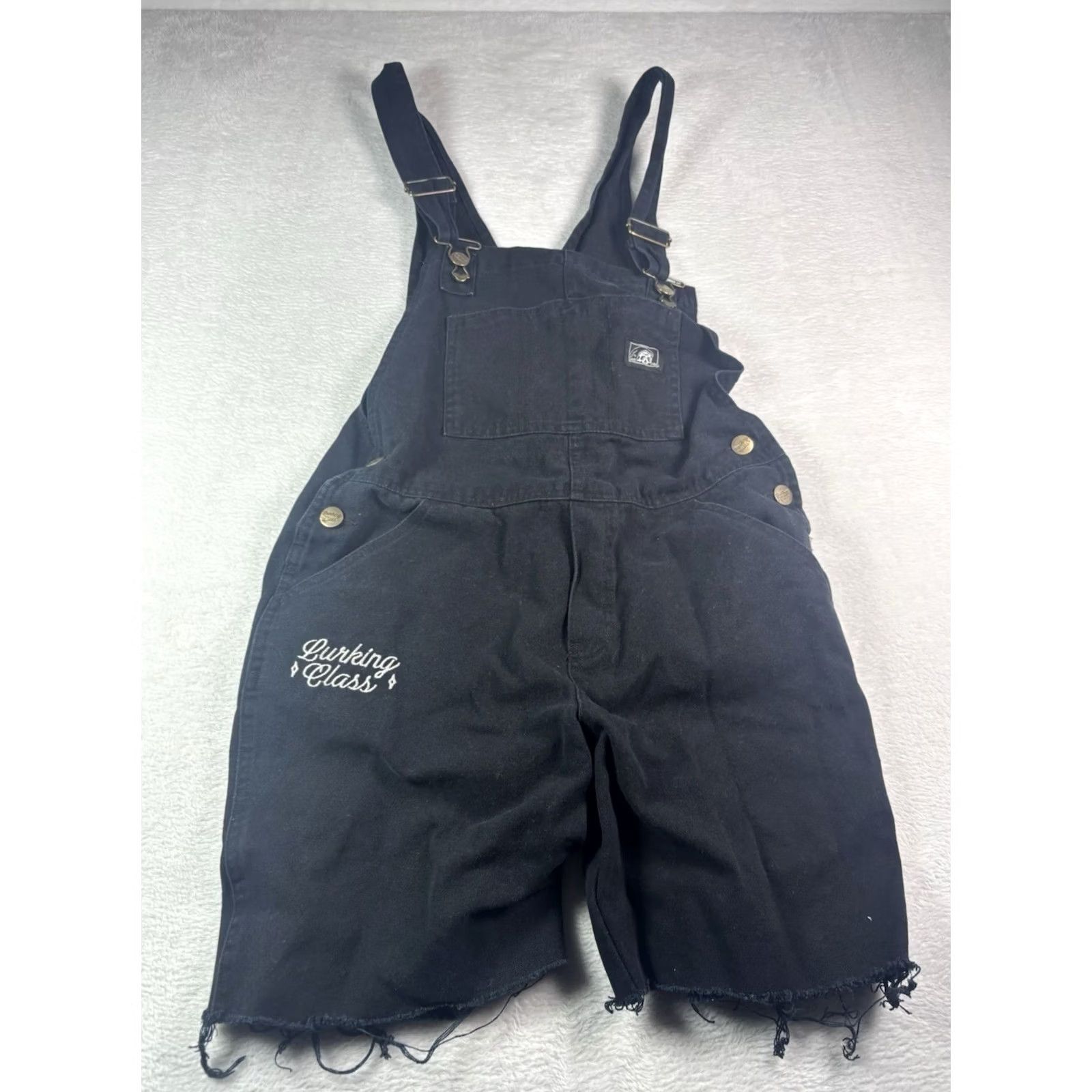 Gloverall VINTAGE Lurking Class Overall Women’s Black Size S Denim One-Piece Sleeveless Embroidered 90s College Style Ladies Pants? Size 28" / US 6 / IT 42 - 2 Thumbnail