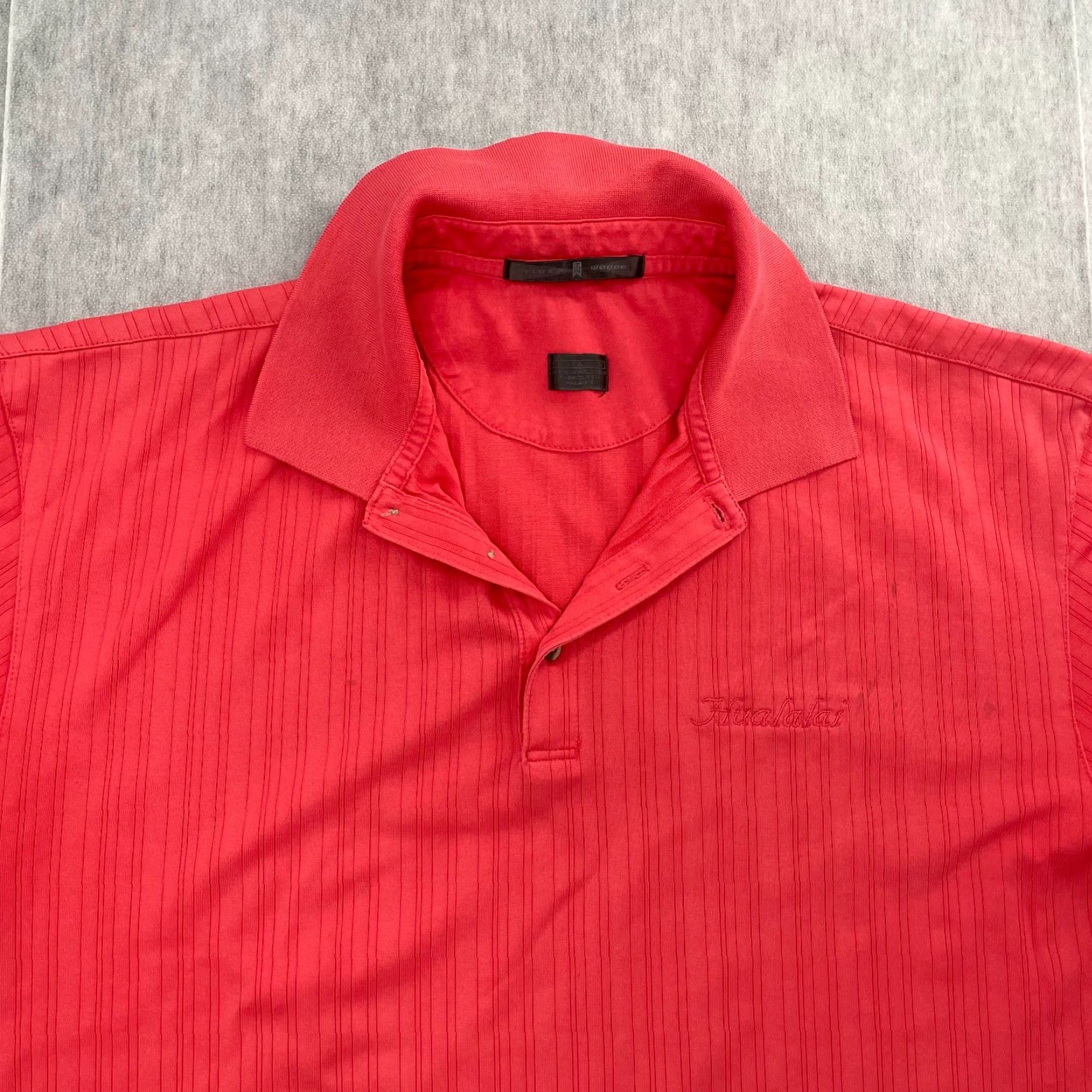 Nike VINTAGE Nike Tiger Woods Shirt Adult Large Red Pink Short Sleeve Golf Hualalai L Nike Tiger Woods Shirt Size US L / EU 52-54 / 3 - 3 Thumbnail
