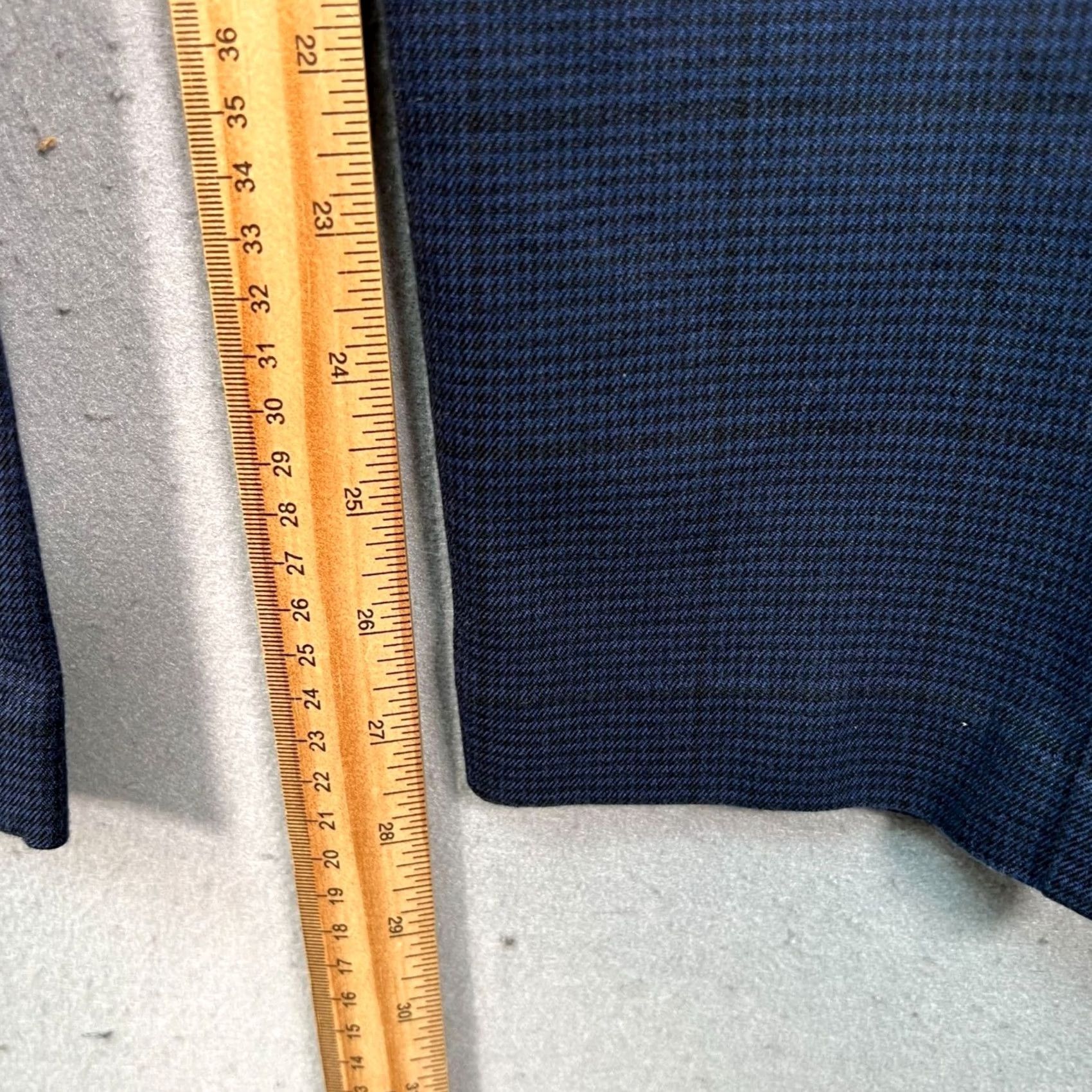 Banana Republic Banana Republic Mens Pants Slim Tapered Fit Navy Plaid Dress Pants 30 x 28 Slim GPA Size US 30 / EU 46 - 7 Thumbnail