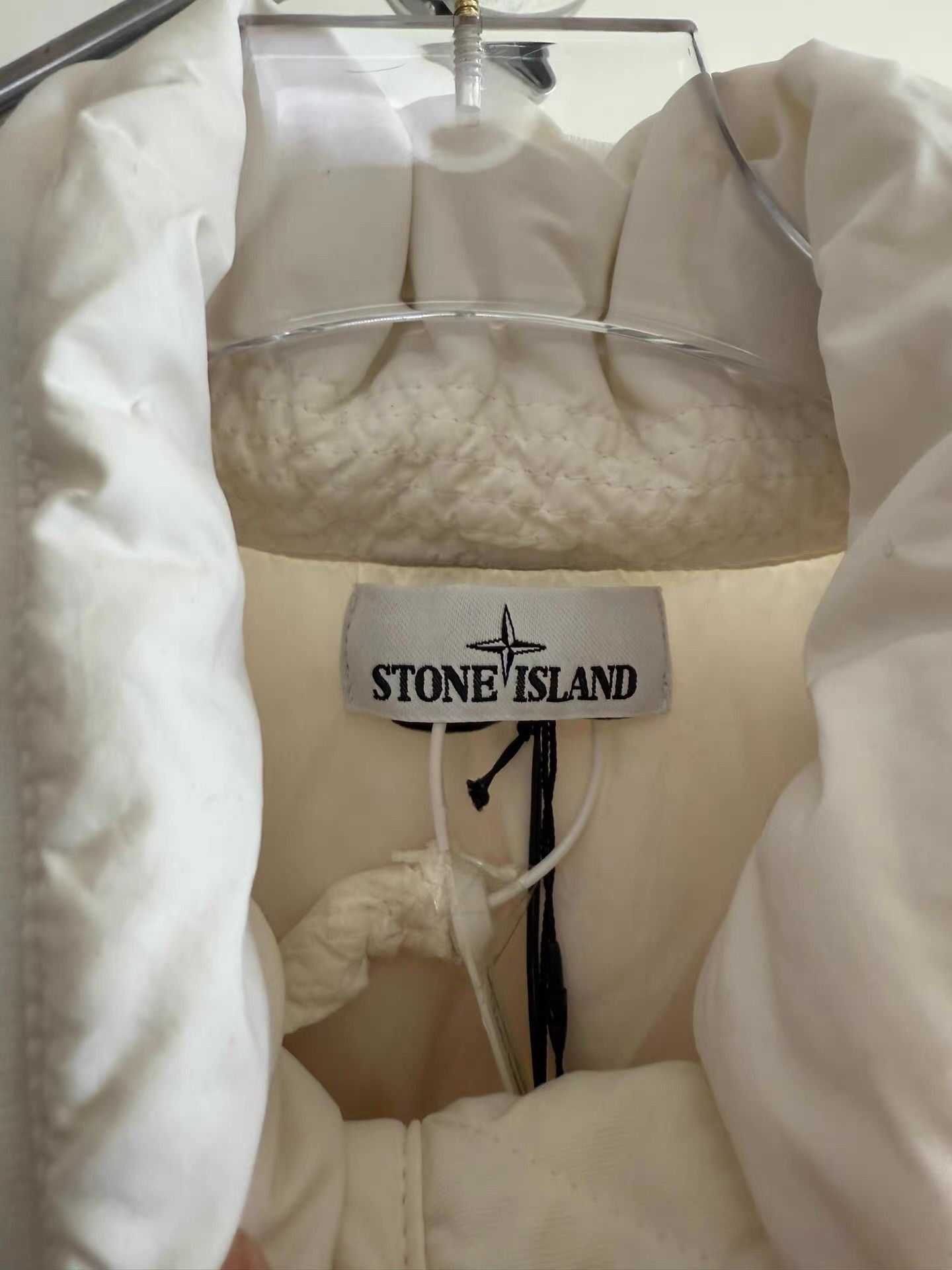 Stone Island Stone Island white down jacket Q17 Size US XXL / EU 58 / 5 - 8 Thumbnail