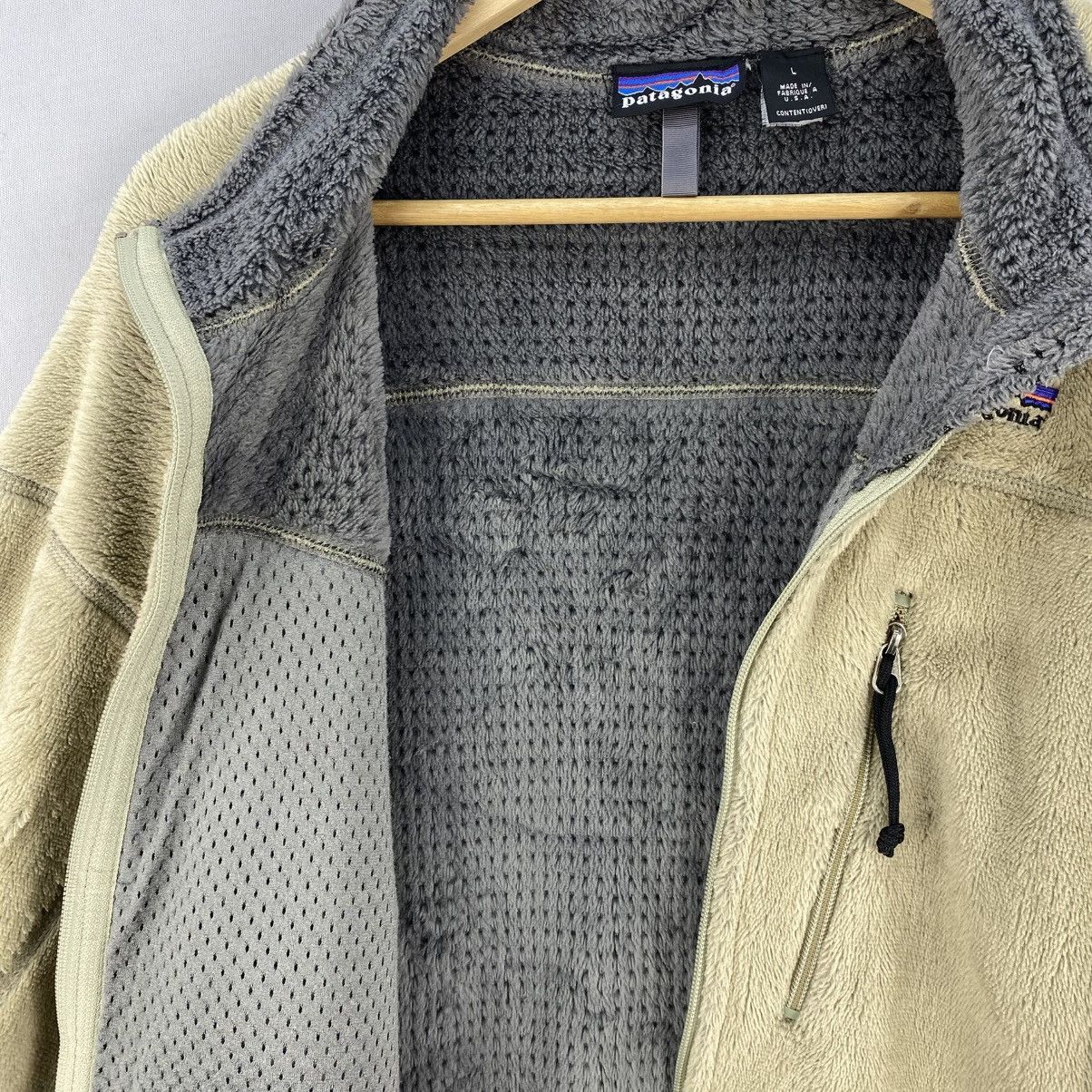 Patagonia Vintage Patagonia R2 Fleece Jacket Full Zip Beige Size US L / EU 52-54 / 3 - 15 Thumbnail
