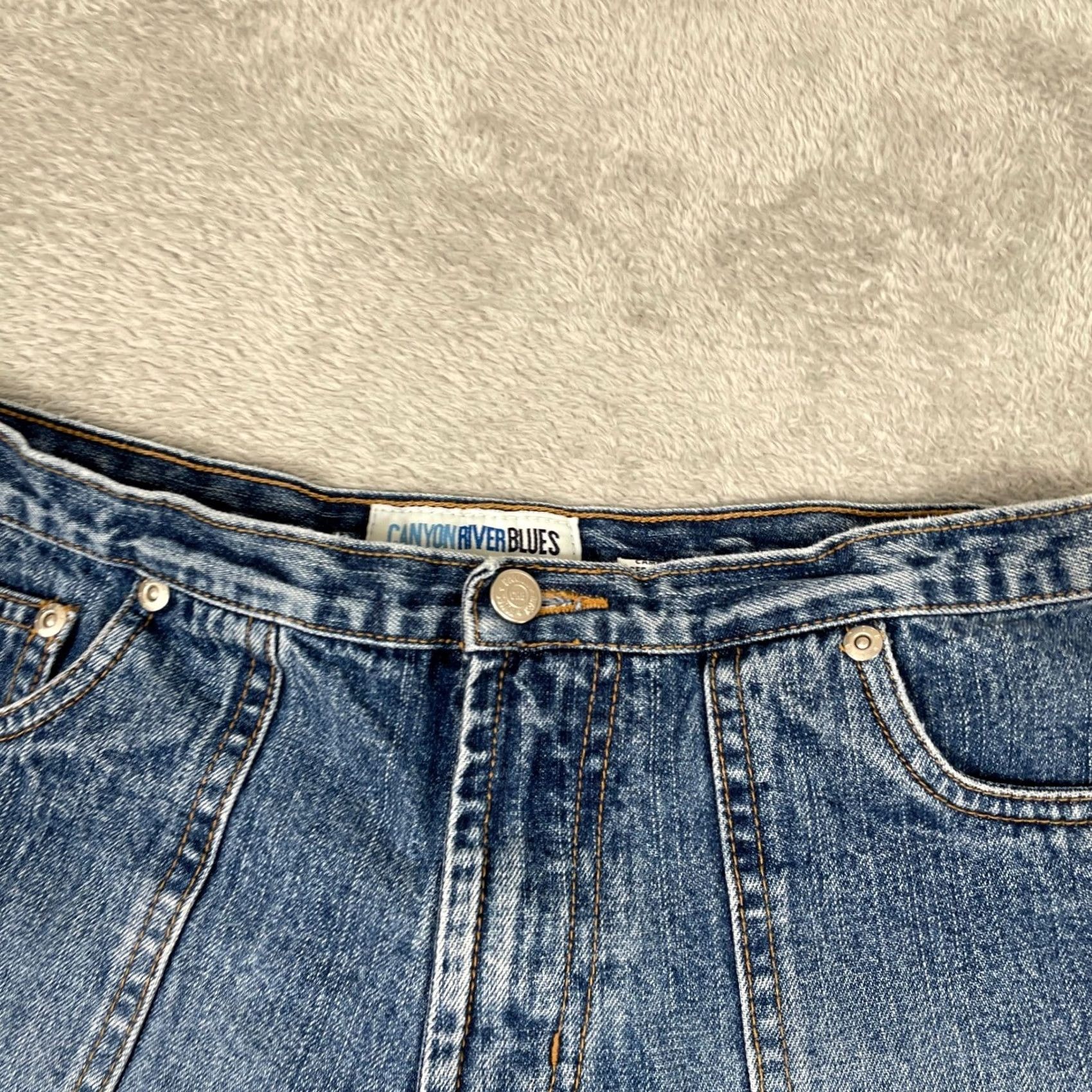 Vintage VINTAGE Canyon River Blues Shorts Womens 9 Blue Denim Carpenter Utility Y2K Size 30" / US 8 / IT 44 - 4 Thumbnail