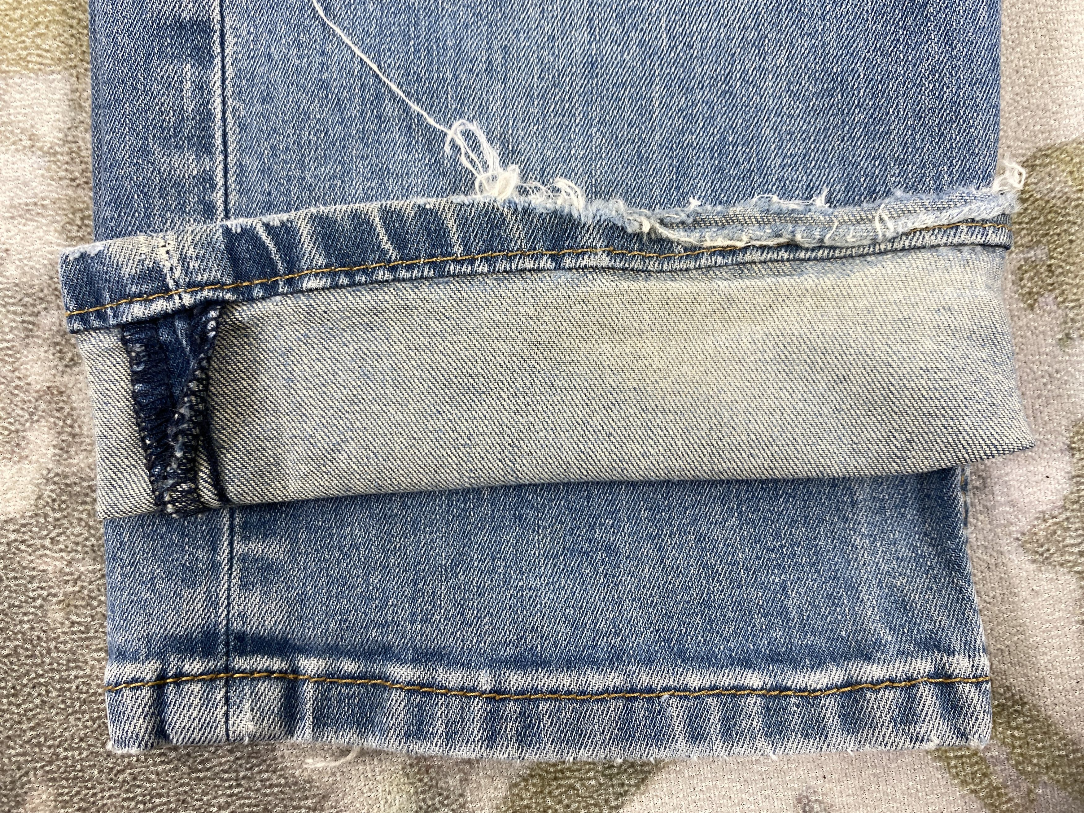 Levi's Light Wash Levi's 505 Jeans 33x28.5 Denim -SJ139 Size US 33 - 14 Thumbnail