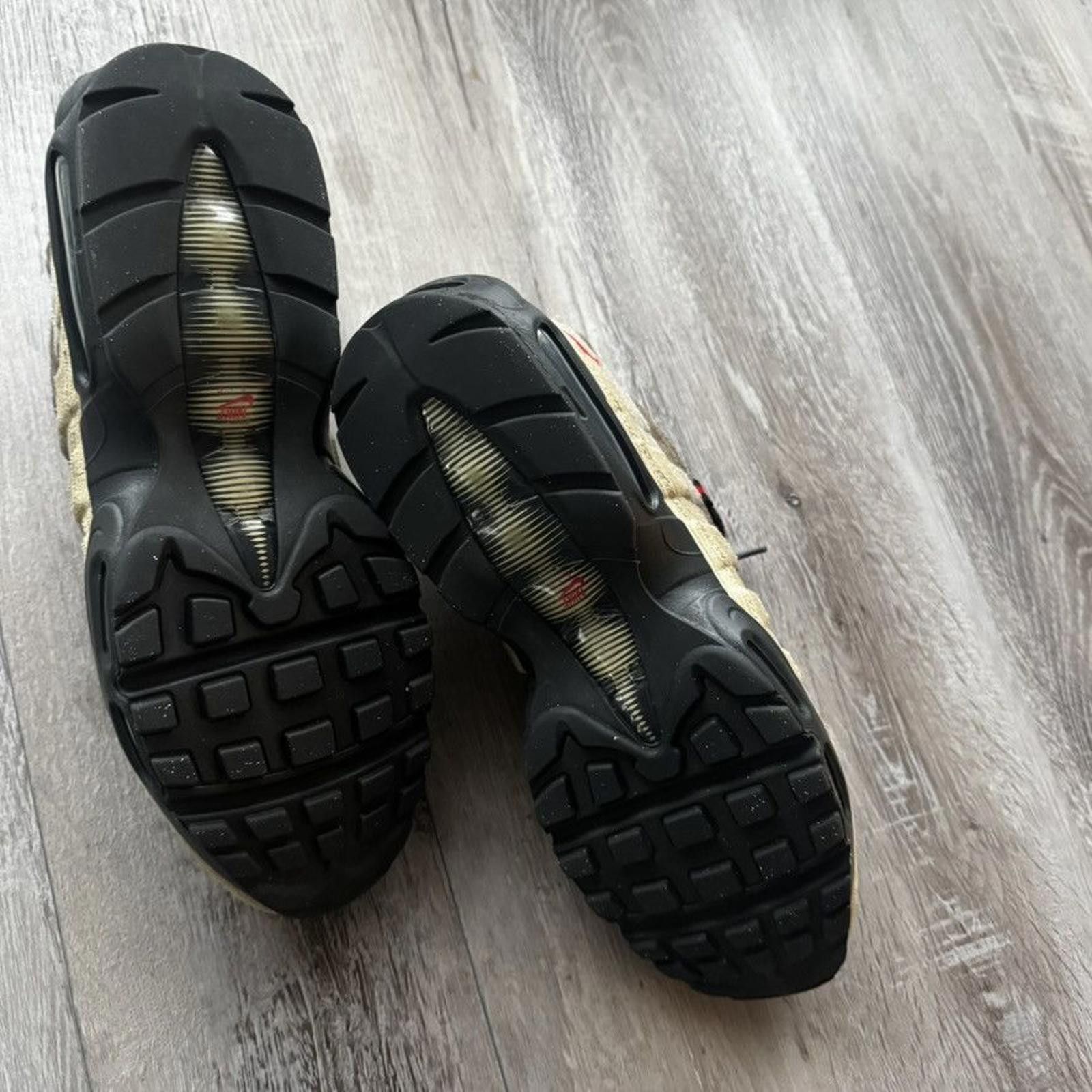 Nike NIKE • Air Max 95 "Off Noir Limestone" (13M) Size US 13 / EU 46 - 6 Thumbnail