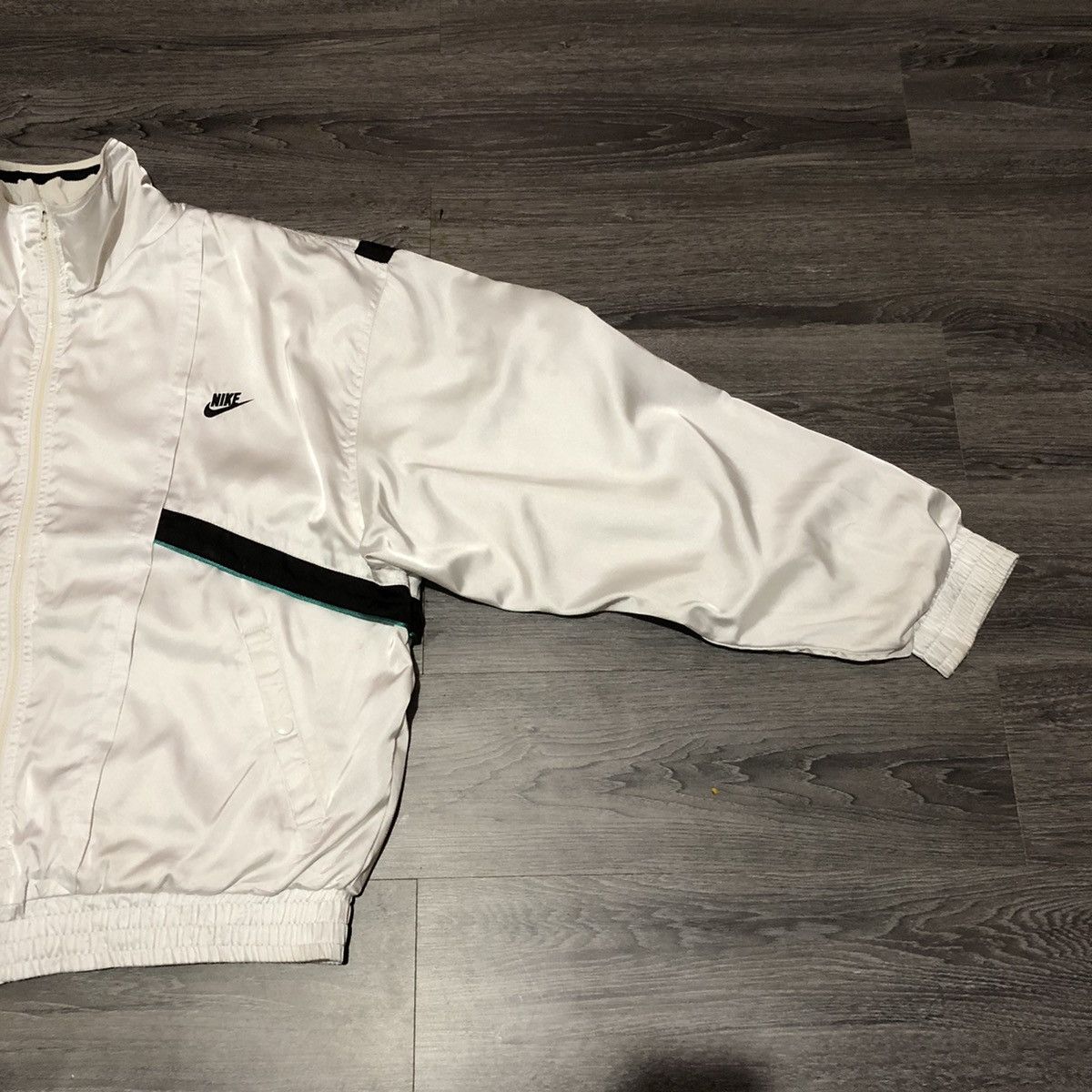 Nike × Vintage vintage NIKE signature satin jacket Size US L / EU 52-54 / 3 - 7 Thumbnail