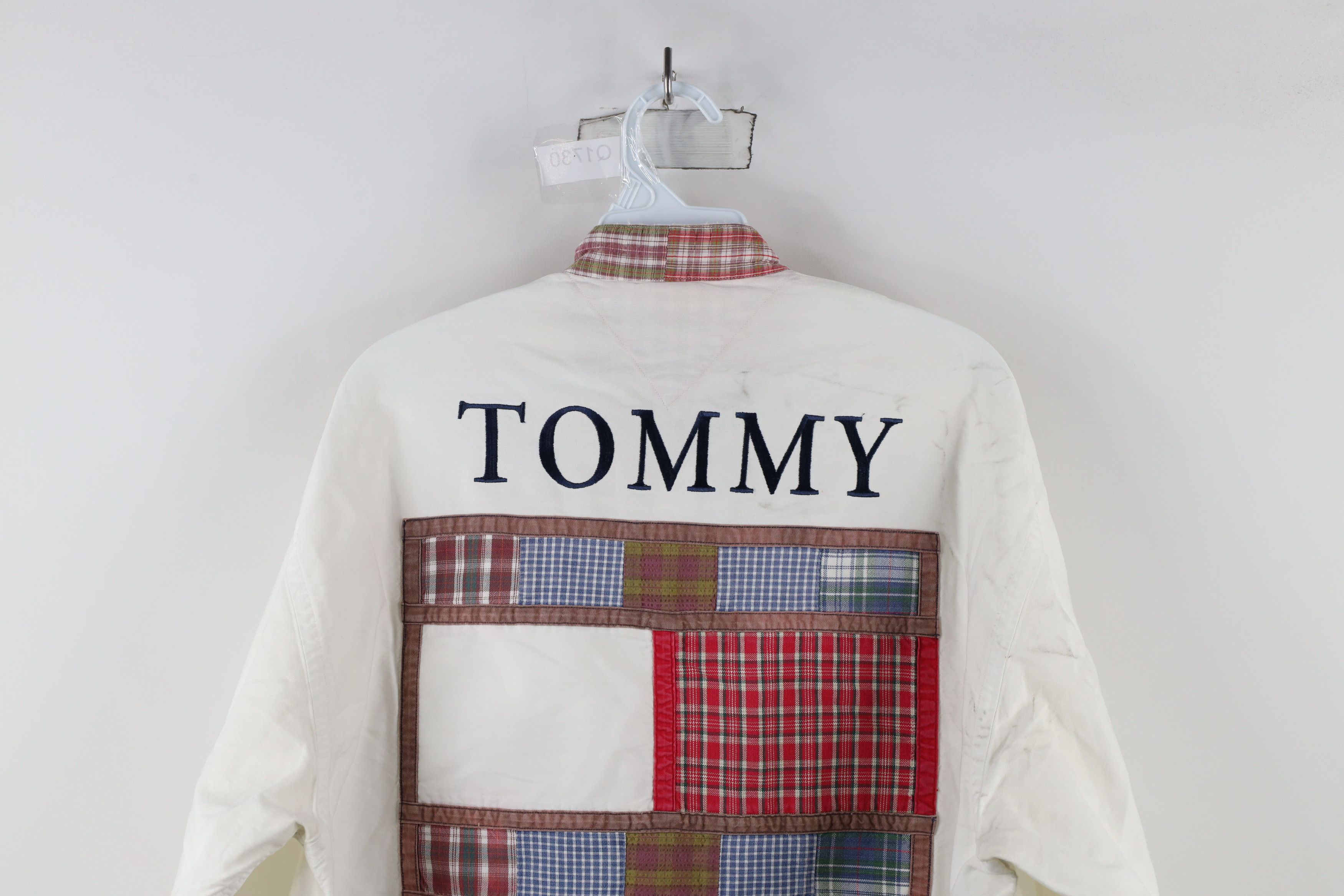 Tommy Hilfiger × Vintage Vintage 90s Tommy Hilfiger Big Logo Band Collar Button Shirt Size US L / EU 52-54 / 3 - 18 Thumbnail