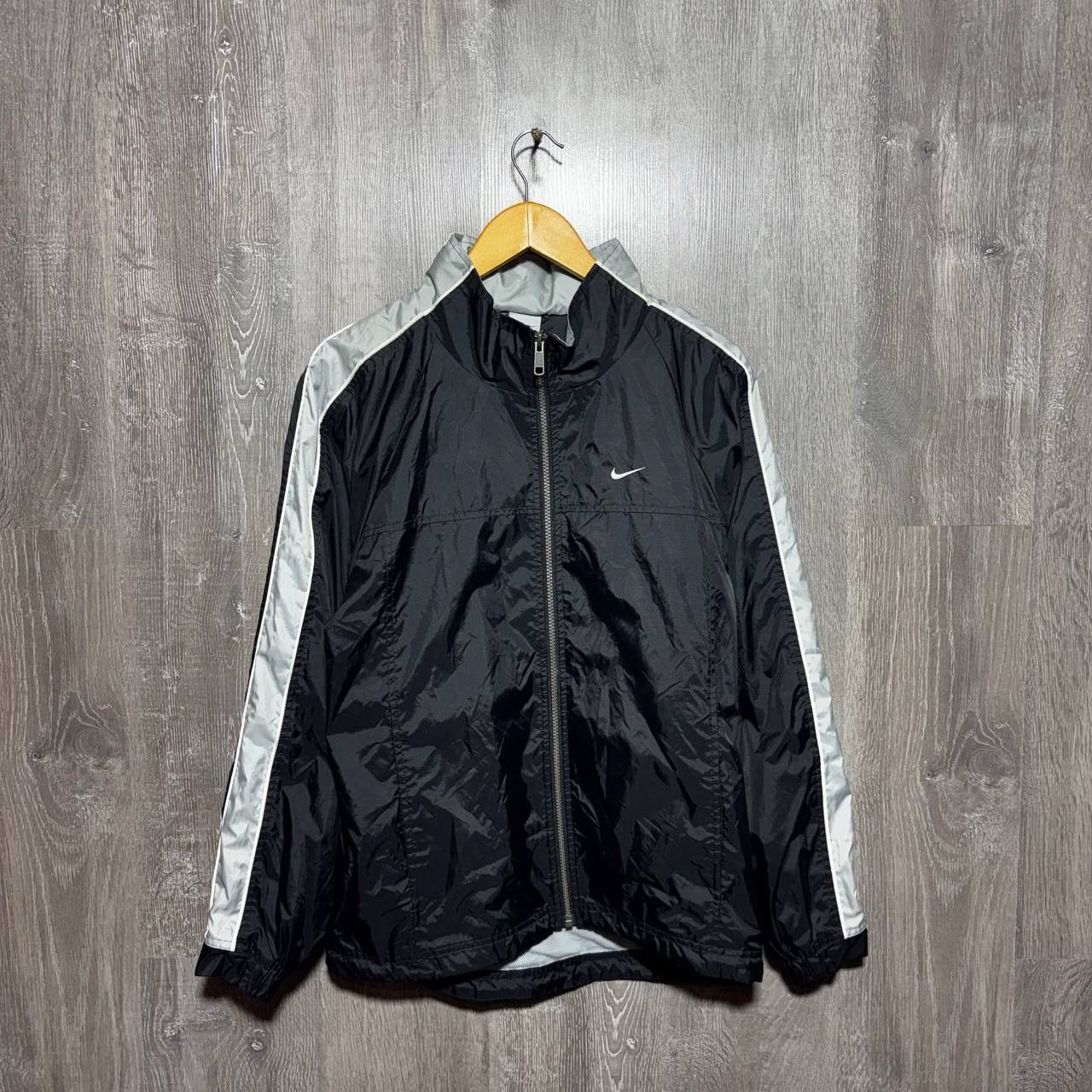 Nike Nike Vintage Track Jacket Streatwear Size US S / EU 44-46 / 1 - 1 Thumbnail