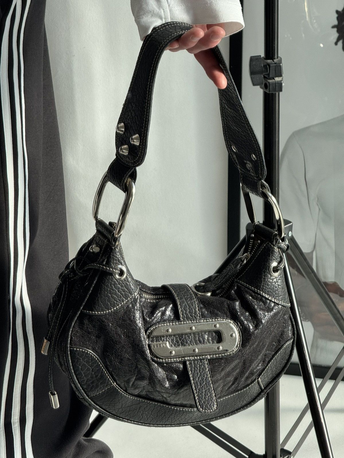 Guess Guess vintage buckle logo bag baguette mini 00s Y2k Handbag Size ONE SIZE - 4 Thumbnail