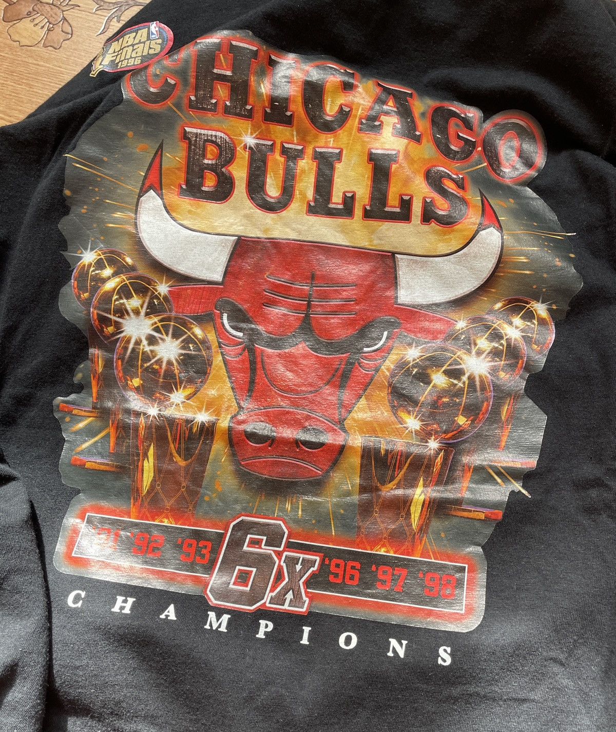 Mitchell & Ness Mitchell&Ness Nostalgia Chicago Bulls 6X Champions T Shirt Size US L / EU 52-54 / 3 - 6 Thumbnail