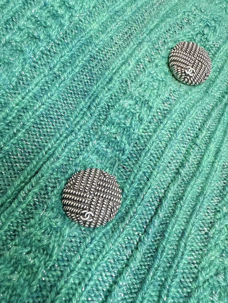 Chanel Chanel Green and silver silk cashmere knitted skirt Size 24" / US 00 / IT 34 - 5 Thumbnail