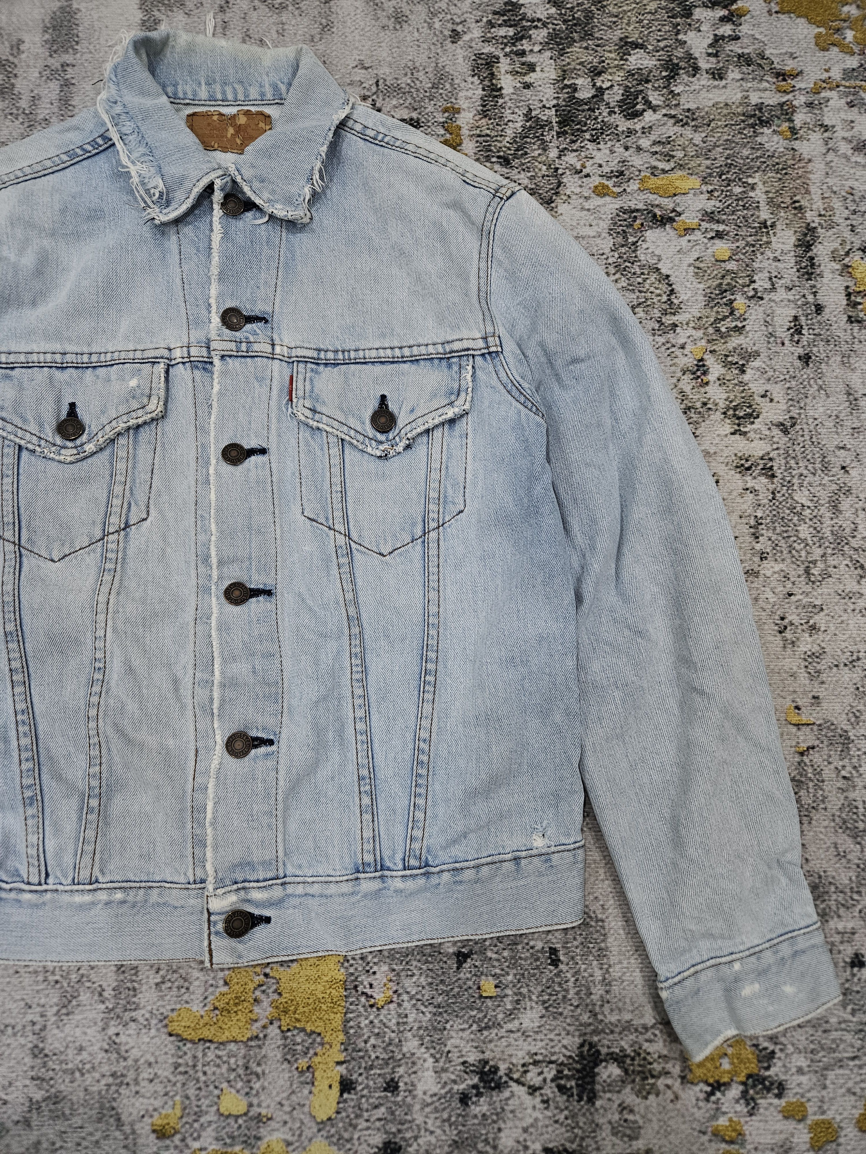 Levi's Vintage Style Levis Light Denim Trucker Jacket - Classic Fit Size US S / EU 44-46 / 1 - 7 Thumbnail