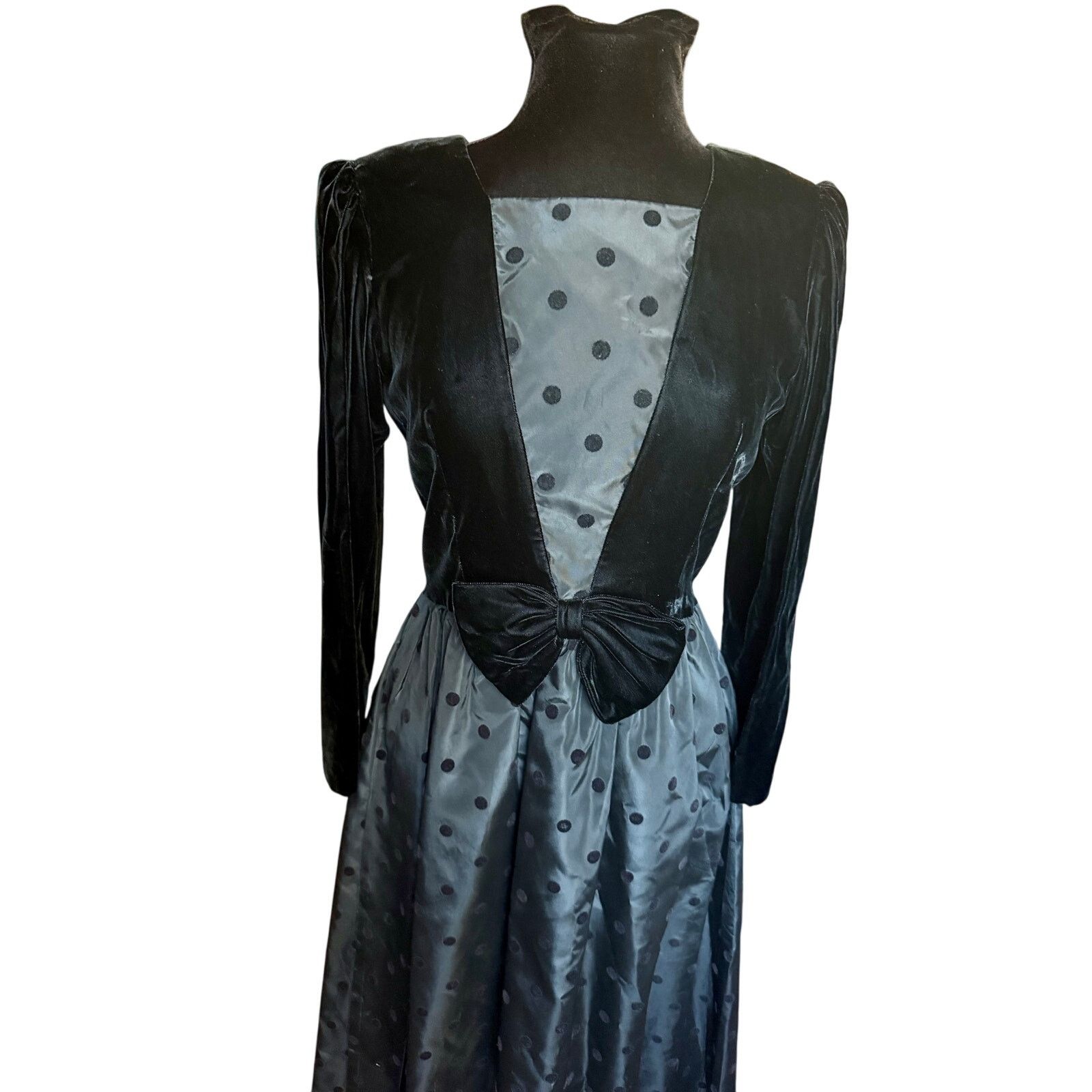 Vintage Vintage 80’s Lanz Black Velvet Polka Dot Taffeta Gown XS Size XS / US 0-2 / IT 36-38 - 3 Thumbnail