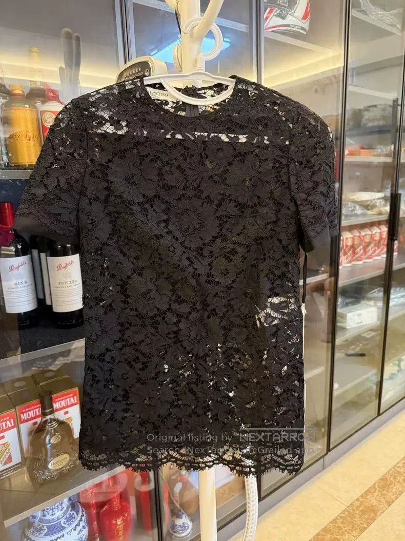 Valentino Valentino Black lace cut-out embroidered flower short-slee Size S / US 4 / IT 40 - 2 Thumbnail