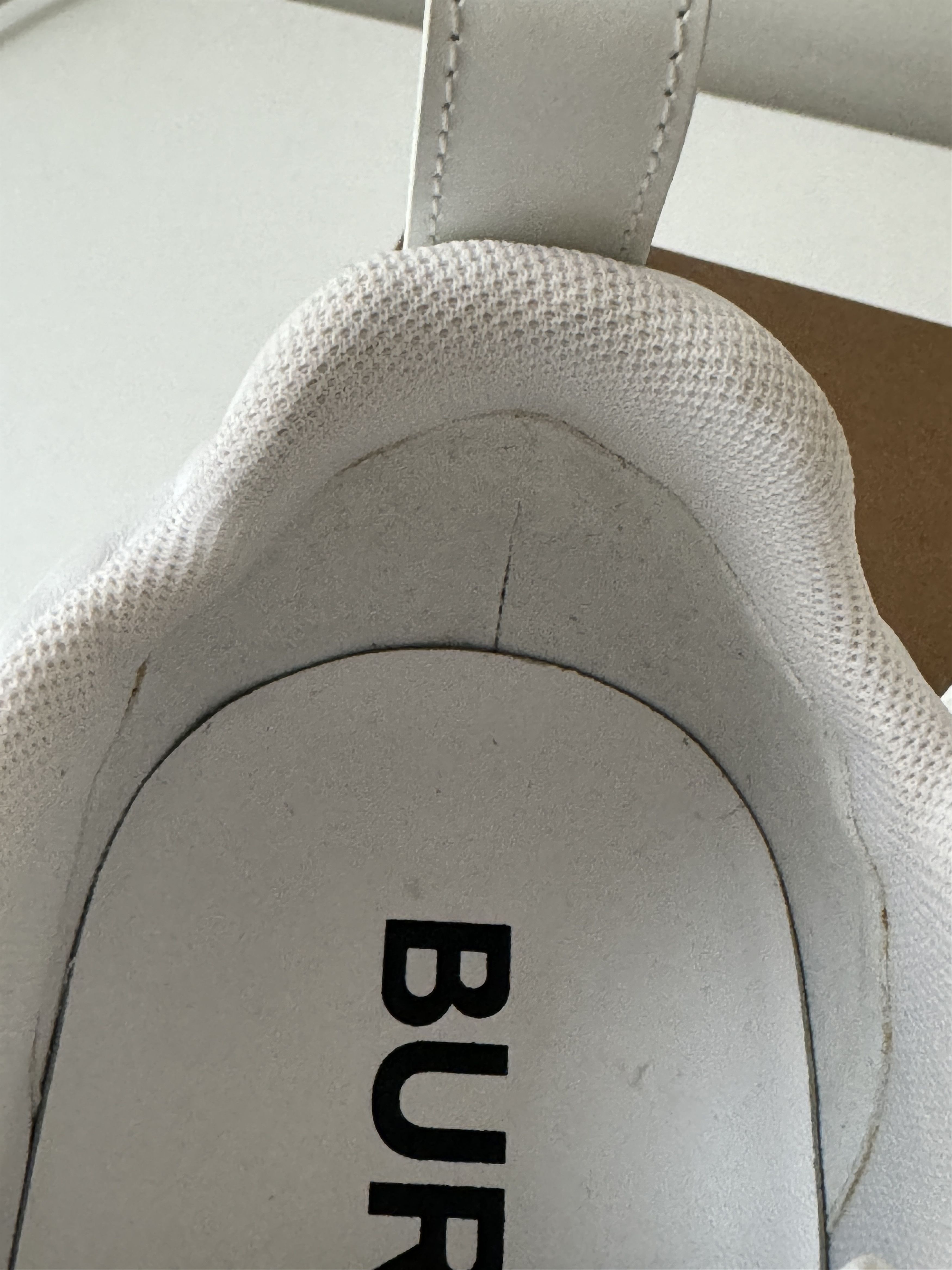Burberry Size 45 - Burberry Quilted White Sneakers axburton Size US 12 / EU 45 - 10 Thumbnail