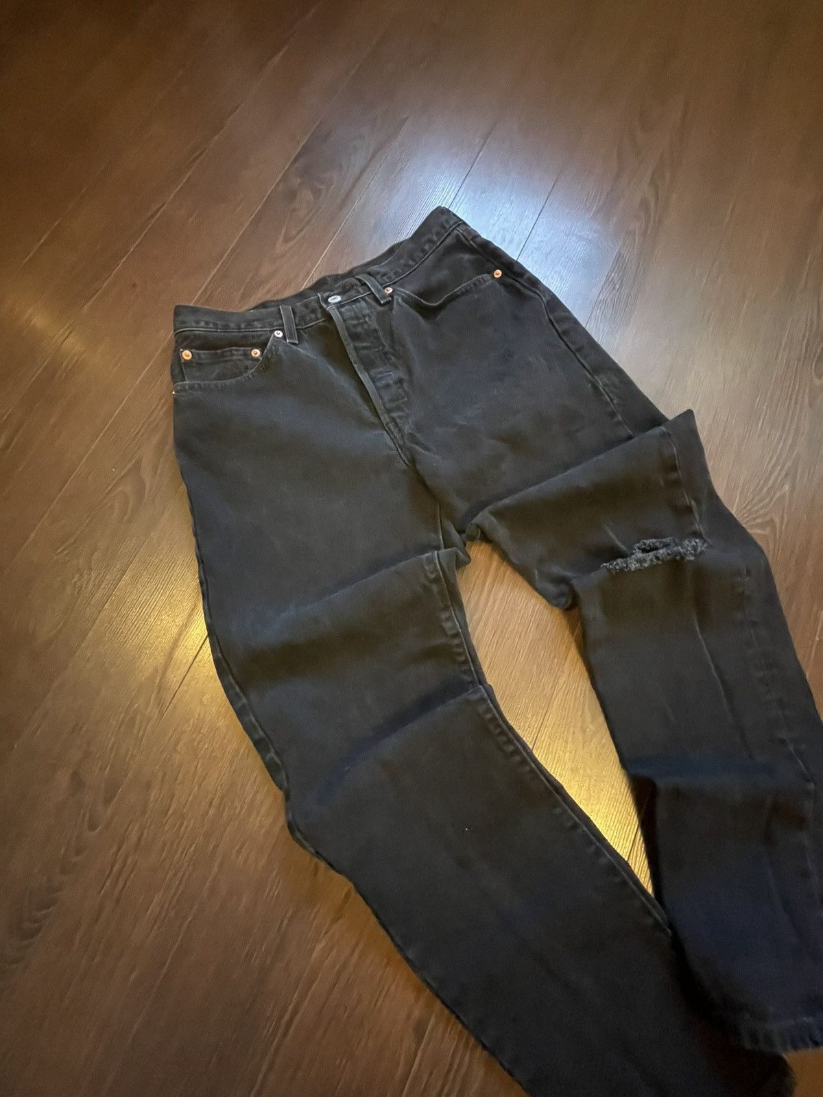 Levi's Levi’s 501 ’81 Premium Faded Black Denim Size US 30 / EU 46 - 2 Thumbnail